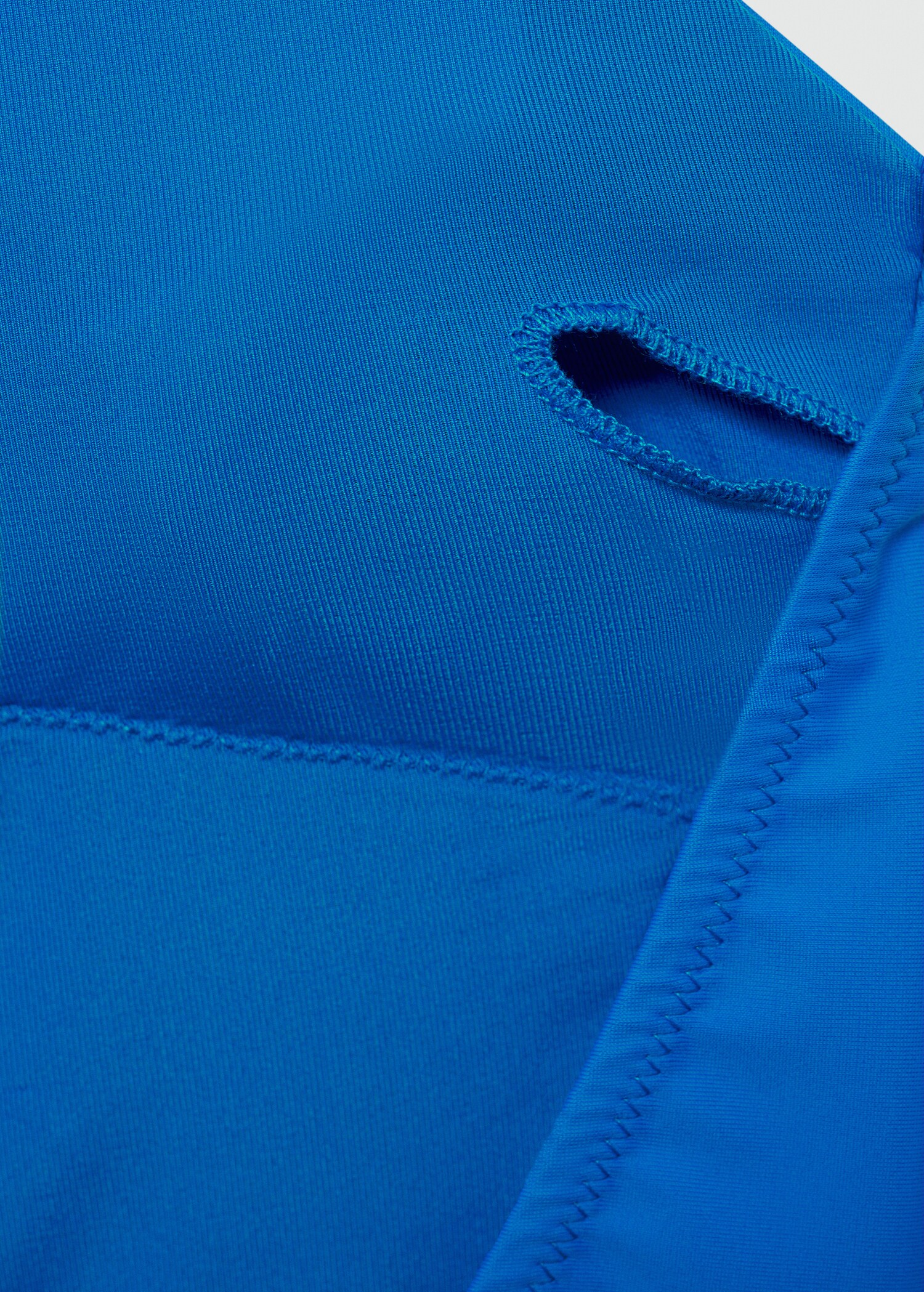 Neckholder-Badeanzug mit Schleife - Detail des Artikels 8