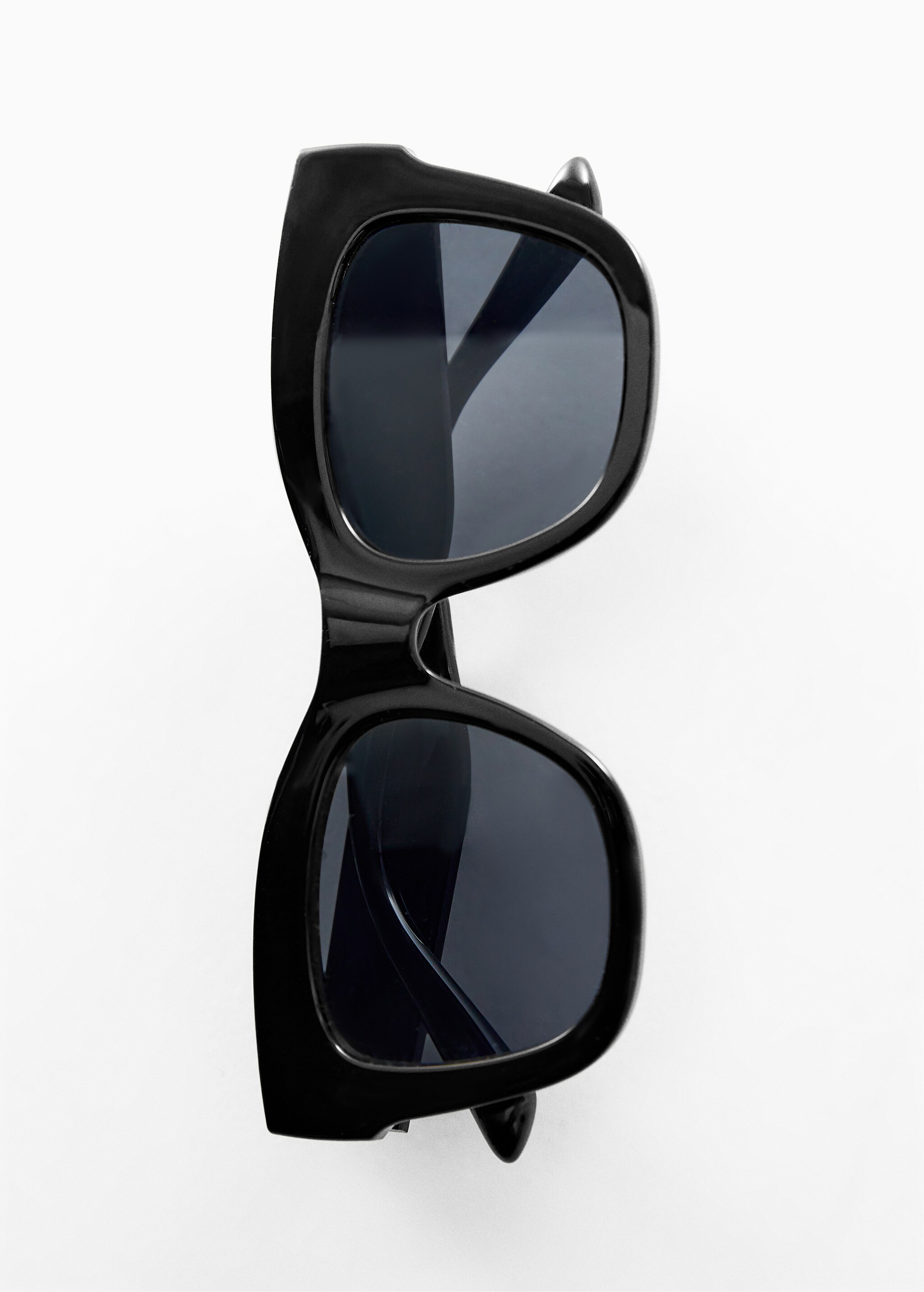 Солнцезащитные очки в квадратной оправе - Деталь изделия 5