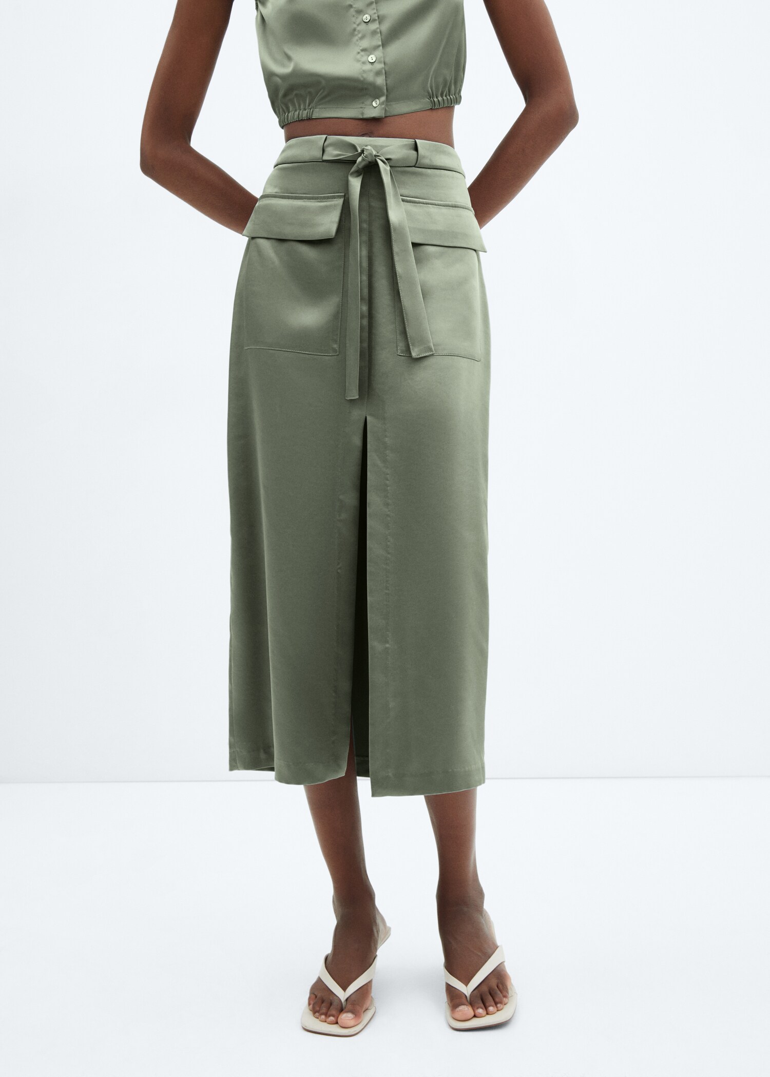 Satin skirt with pockets - Medium plane