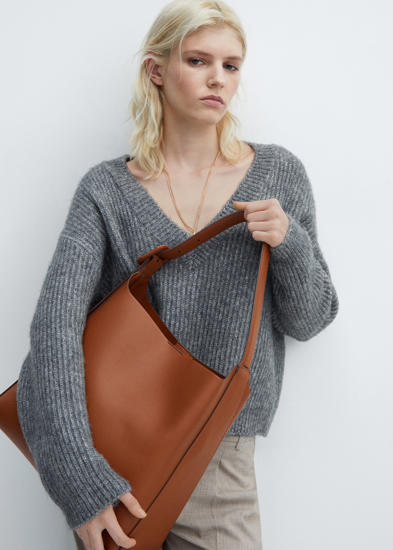 Shopper torba s kopčom - Detalji artikla 9