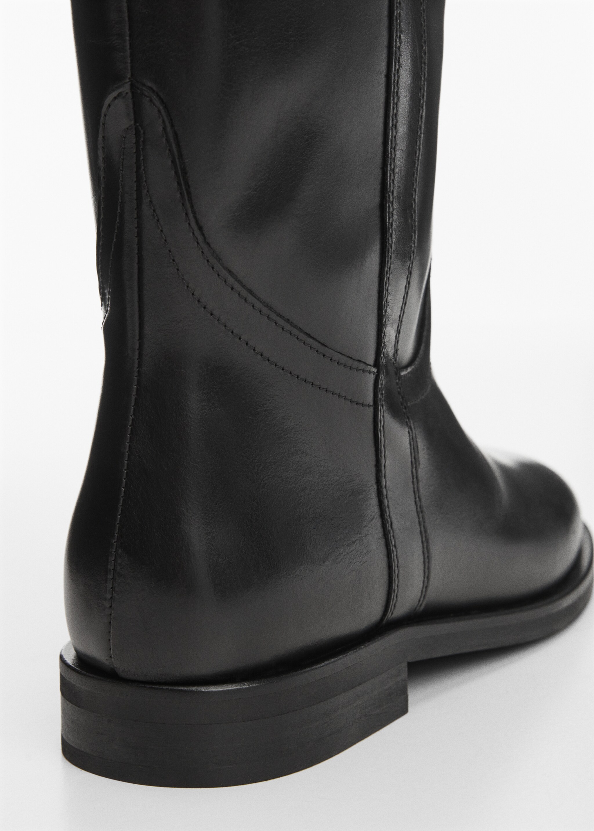 Knee-high leather boots - Details of the article 2