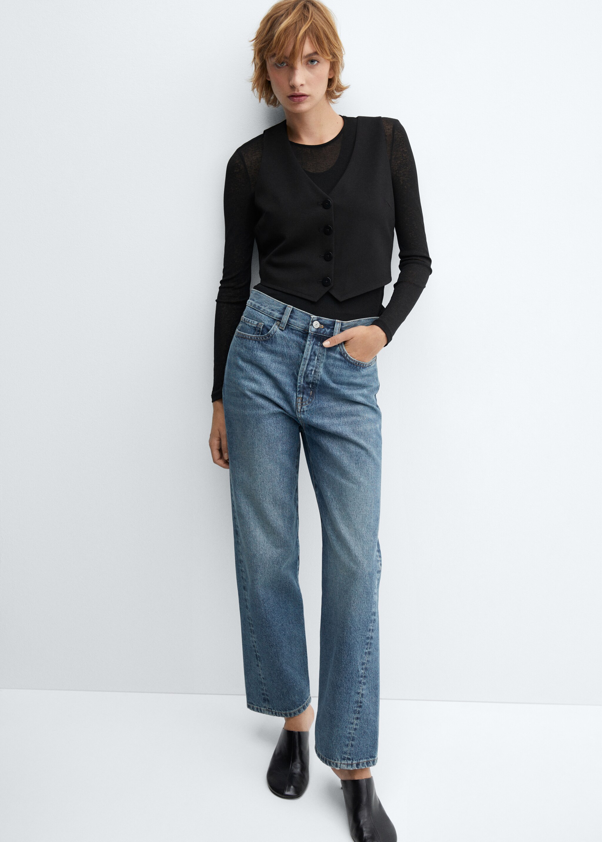 Straight jeans with forward seams - Details of the article 2