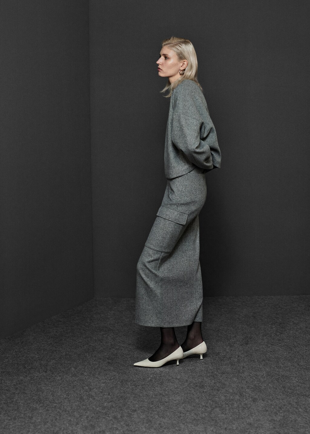 Crewneck sweatshirt - Women | MANGO China
