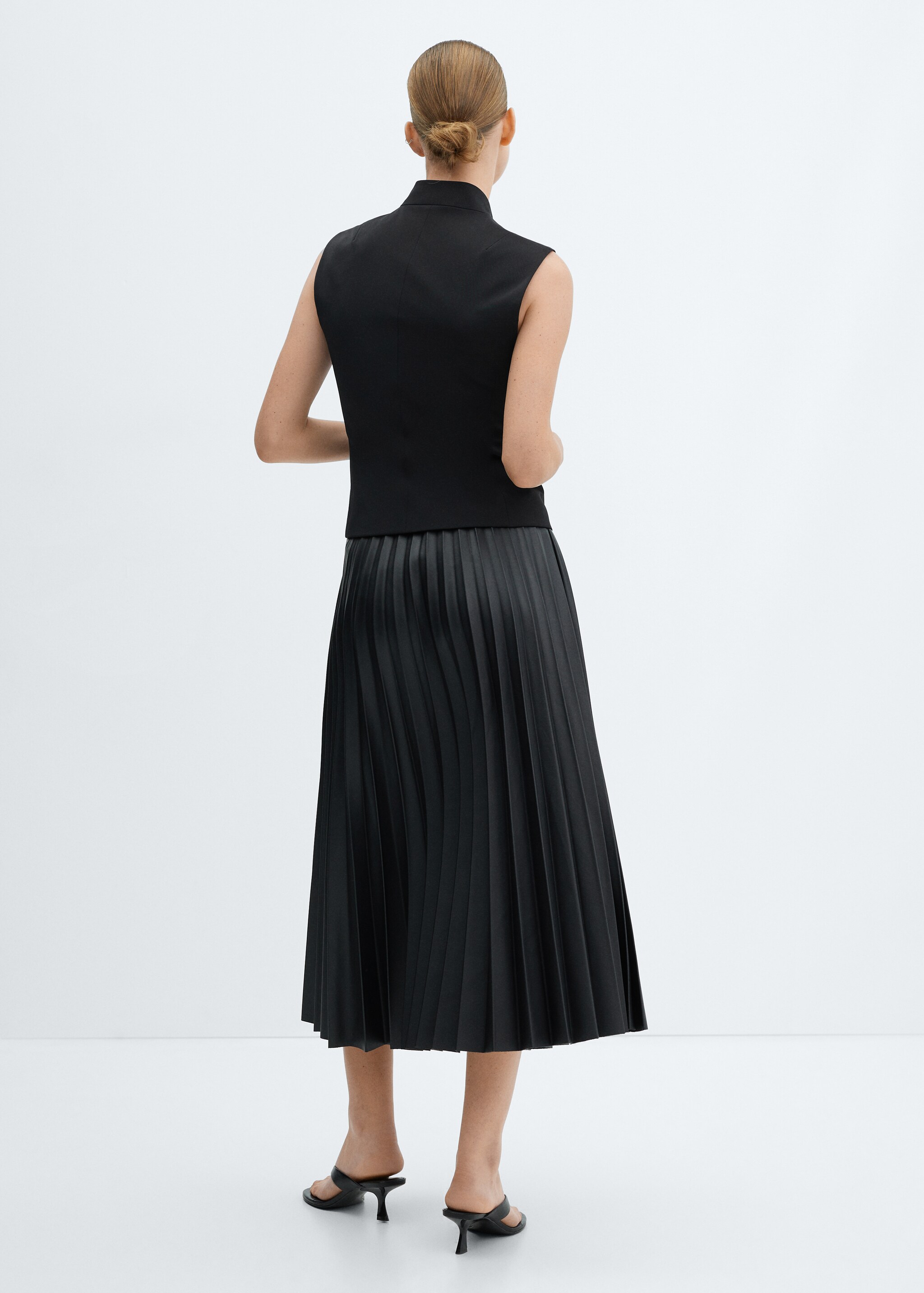 Leather-effect pleated skirt - Reverse of the article