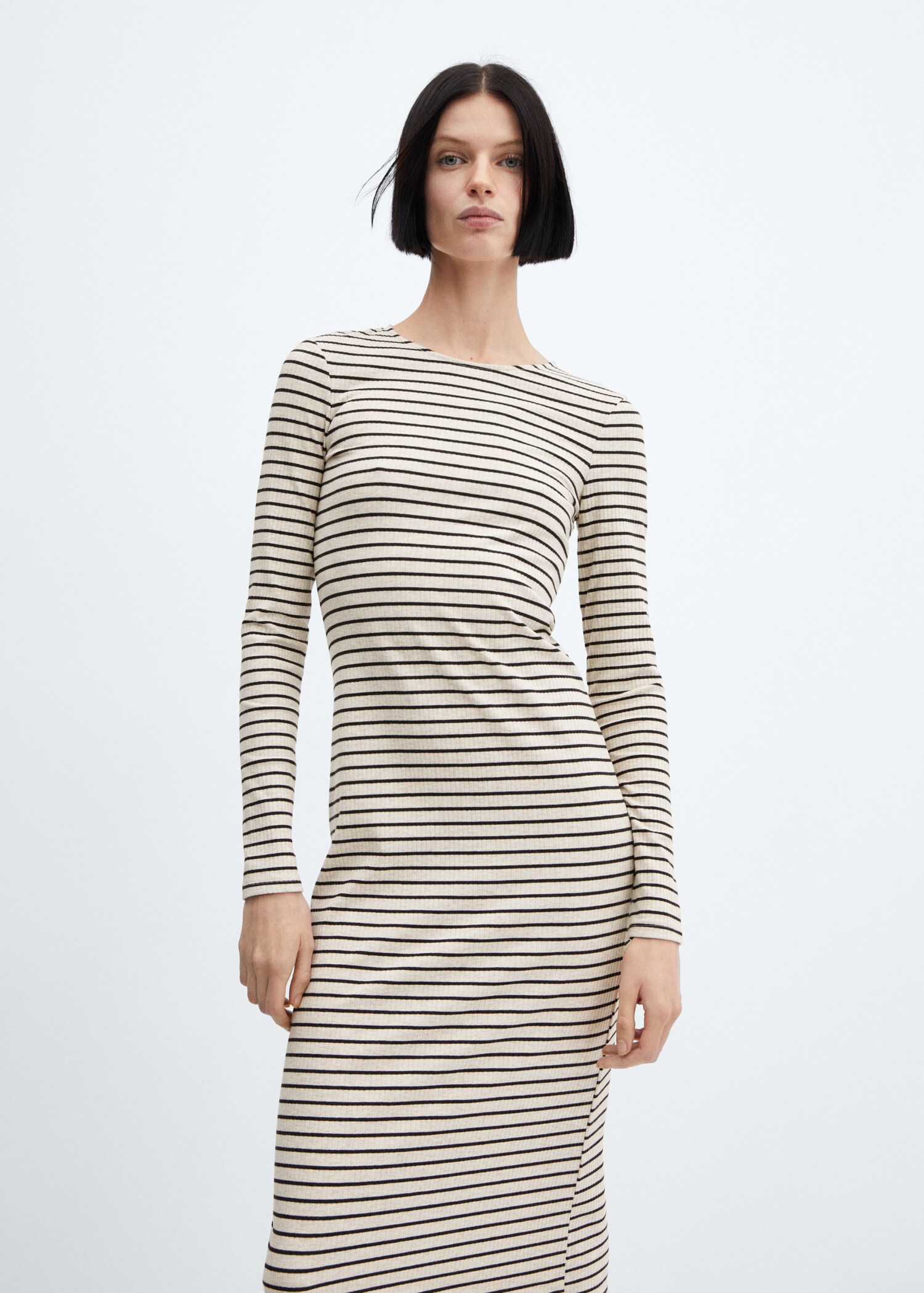 Vestido canalé rayas - Plano medio