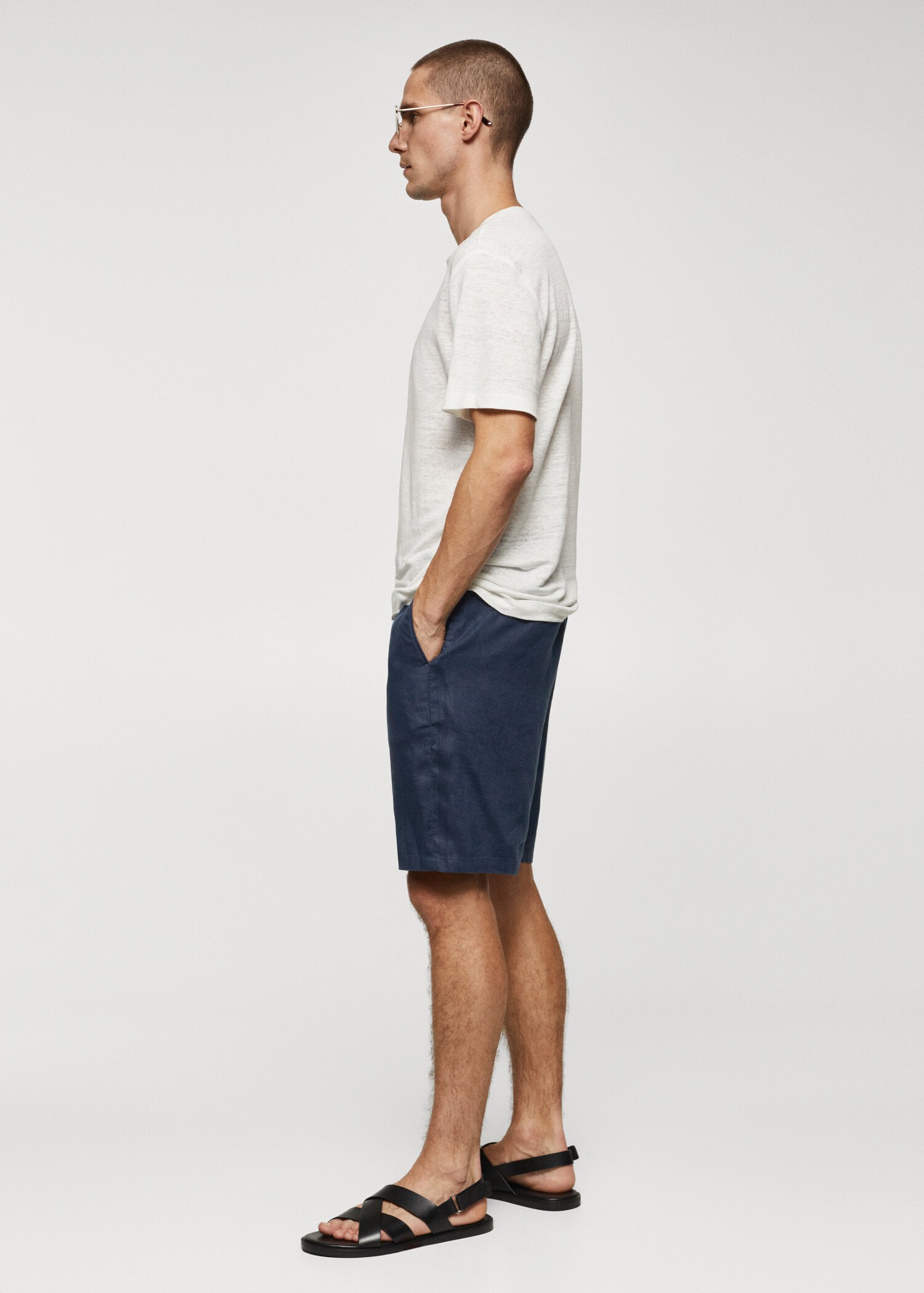 100% linen shorts - Details of the article 2