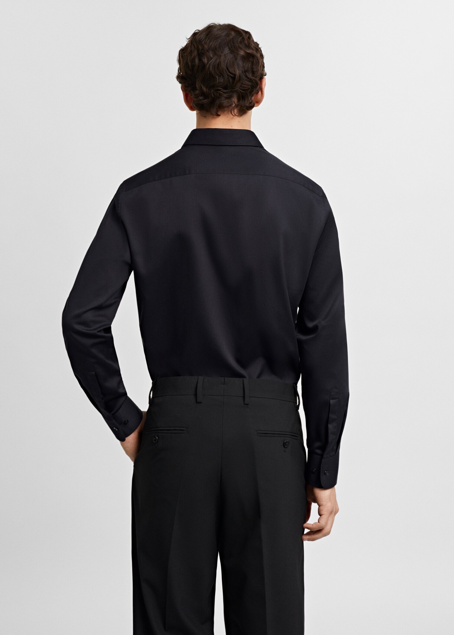 Chemise costume slim fit 100 % coton  - Verso de l’article