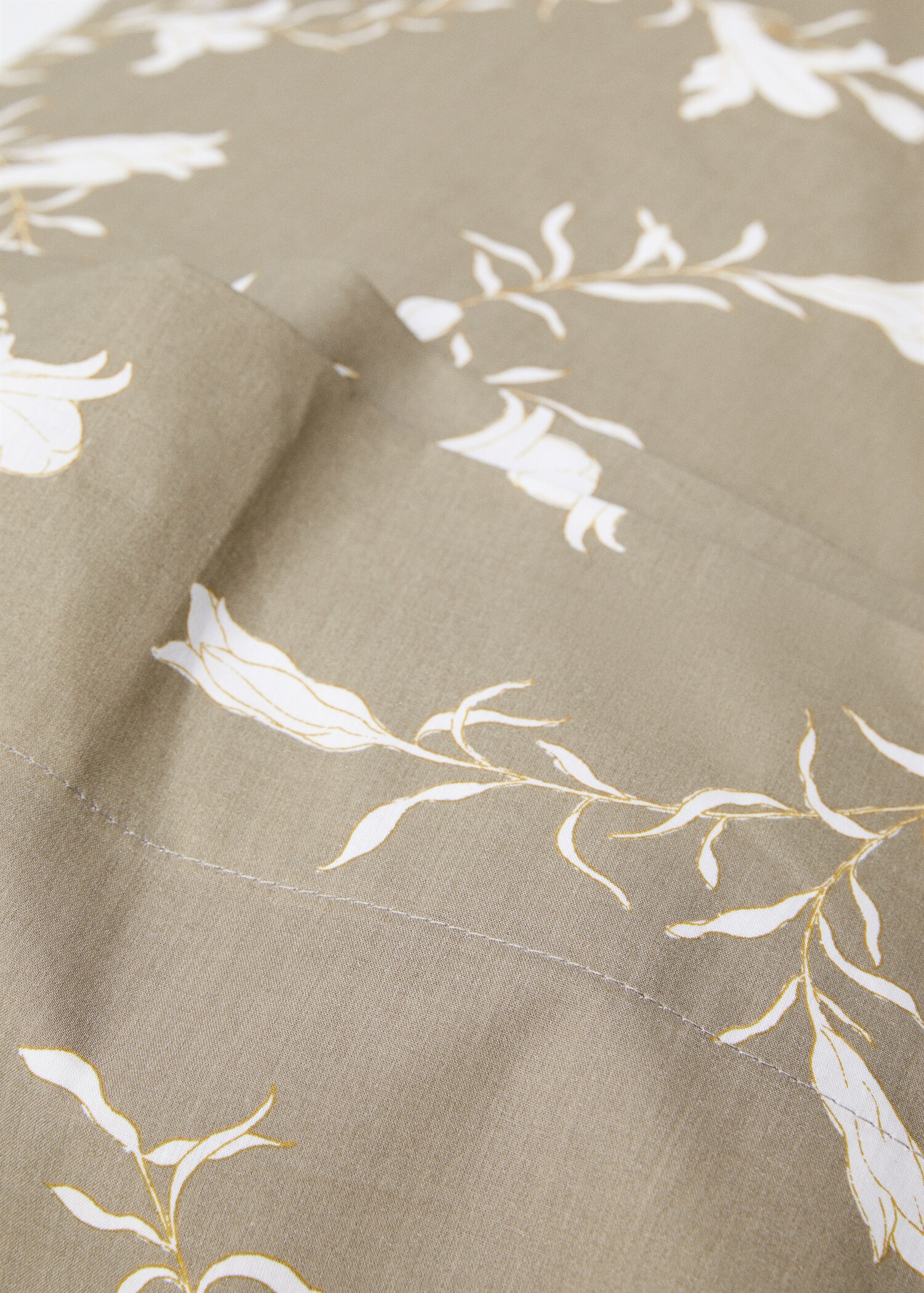 Contrast flower pillowcase 45x110cm - Details of the article 1