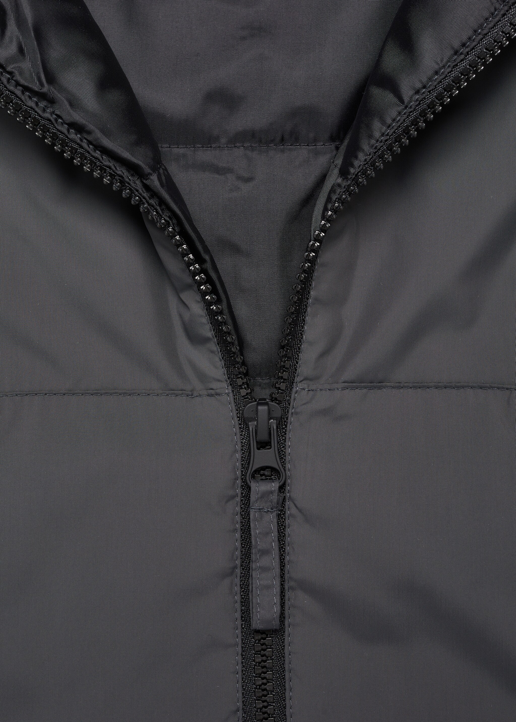 Hooded coat - Details of the article 0