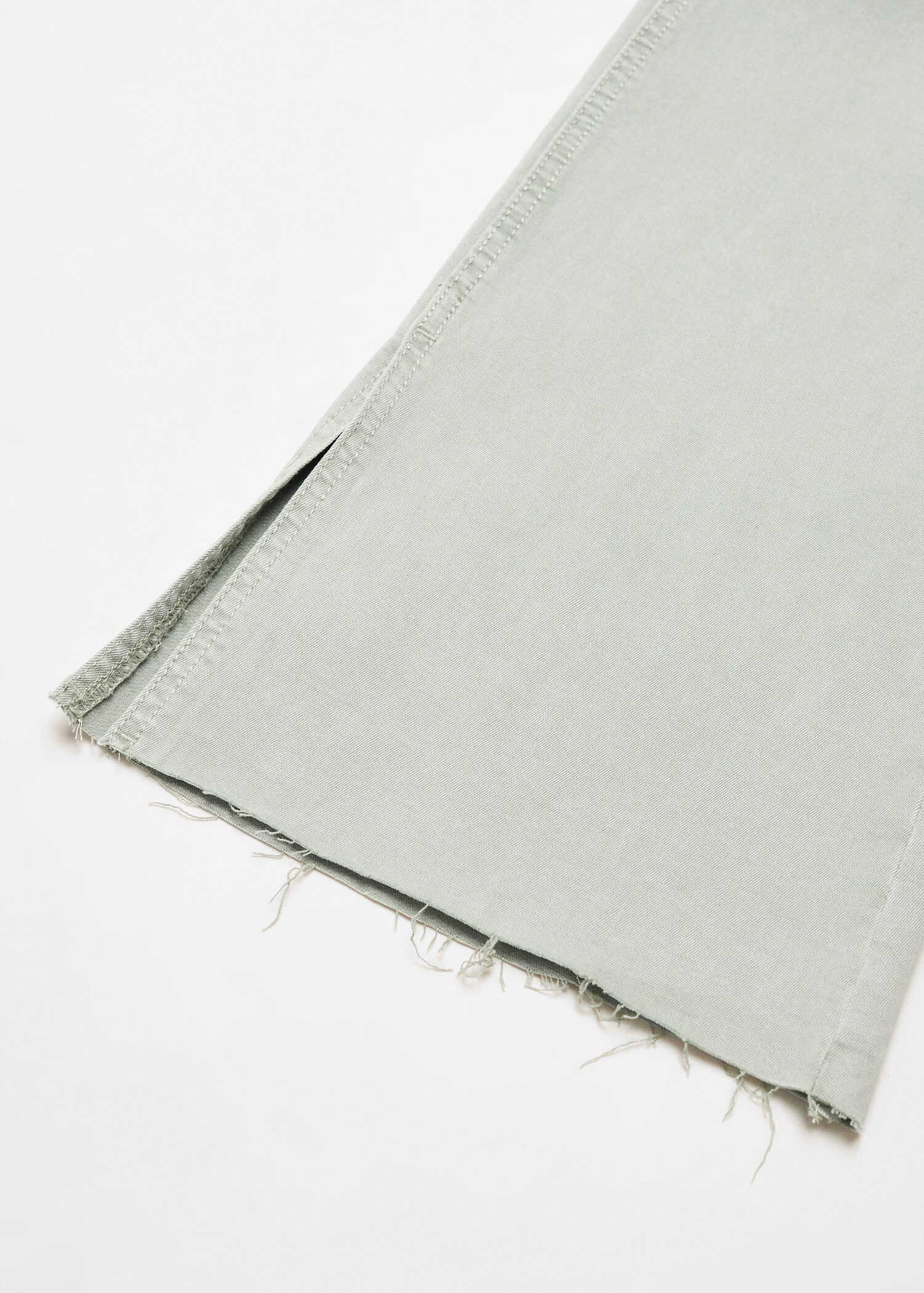 Flared jeans with opening - Details of the article 8