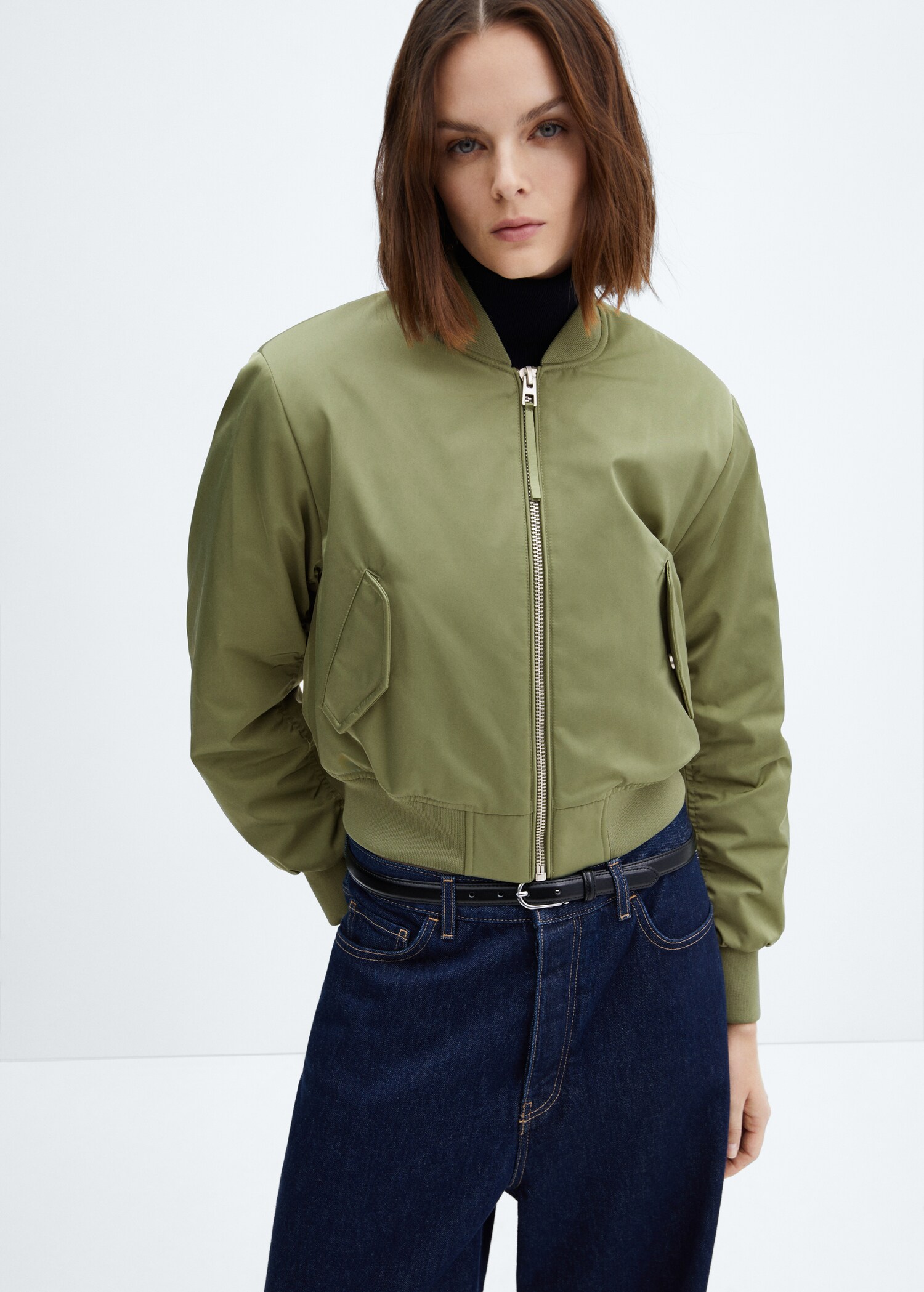 Chaqueta bomber oversize - Plano medio