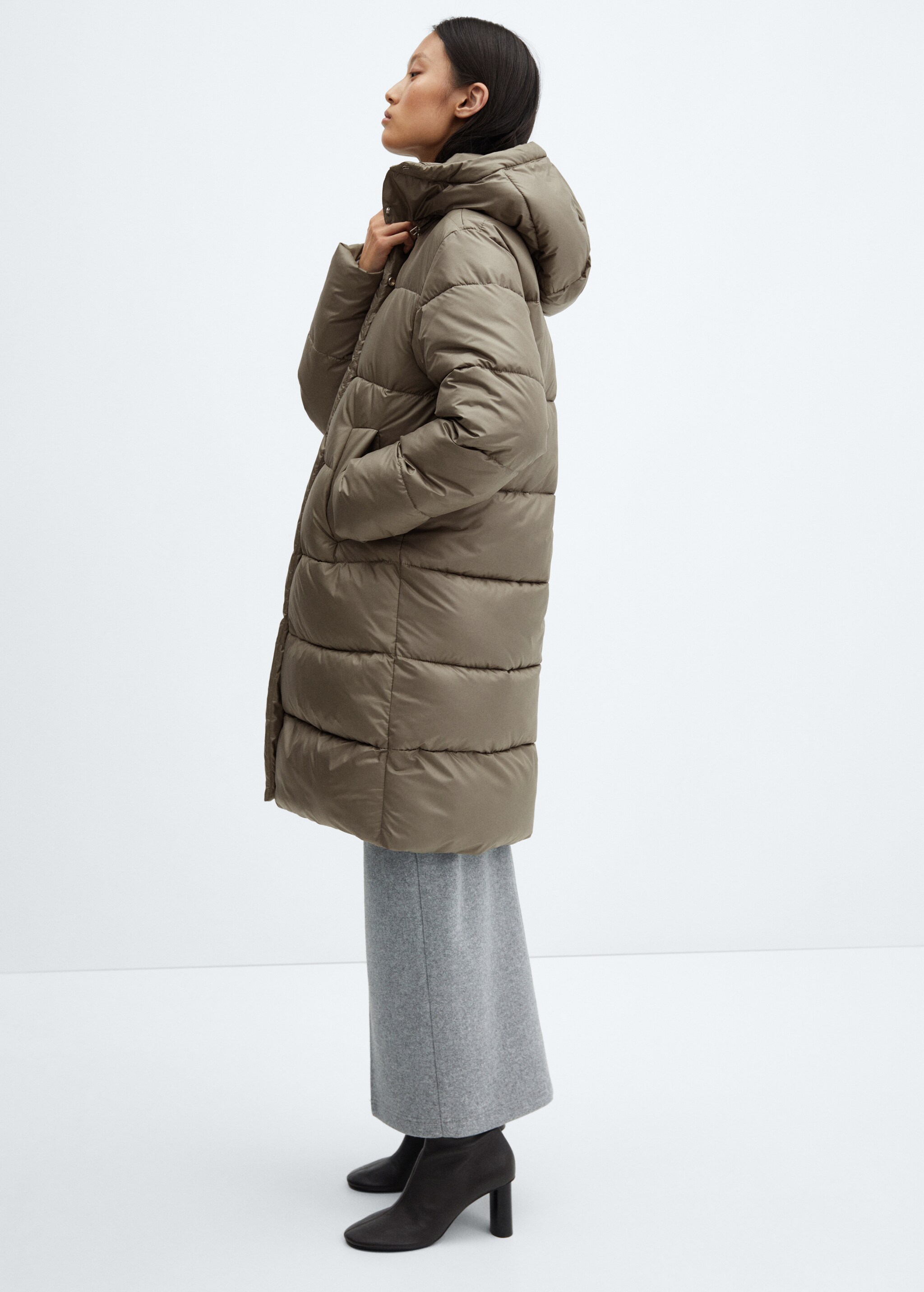 Detachable hood quilted coat - Details of the article 2