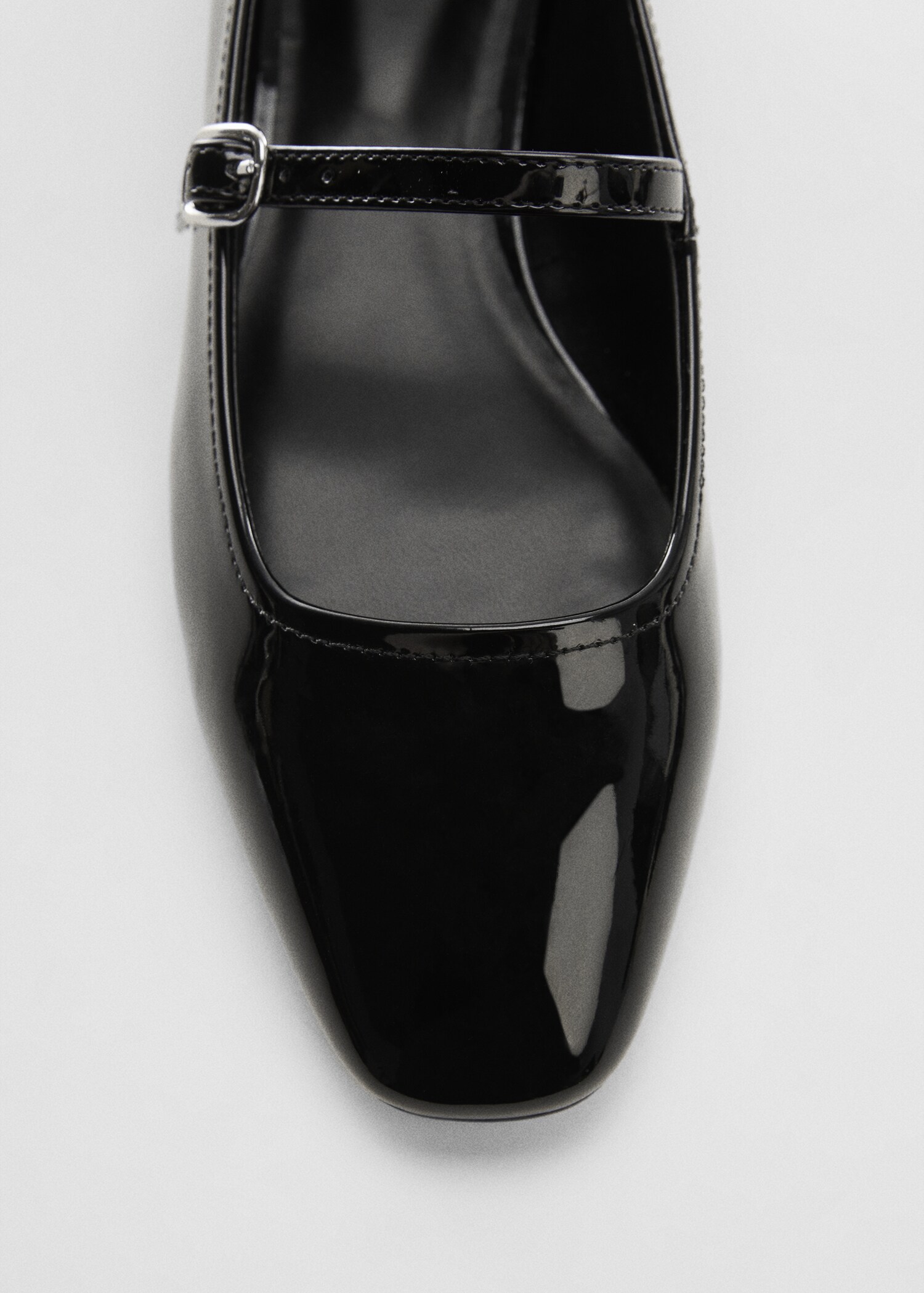 Patent leather-effect ballet flats - Details of the article 1