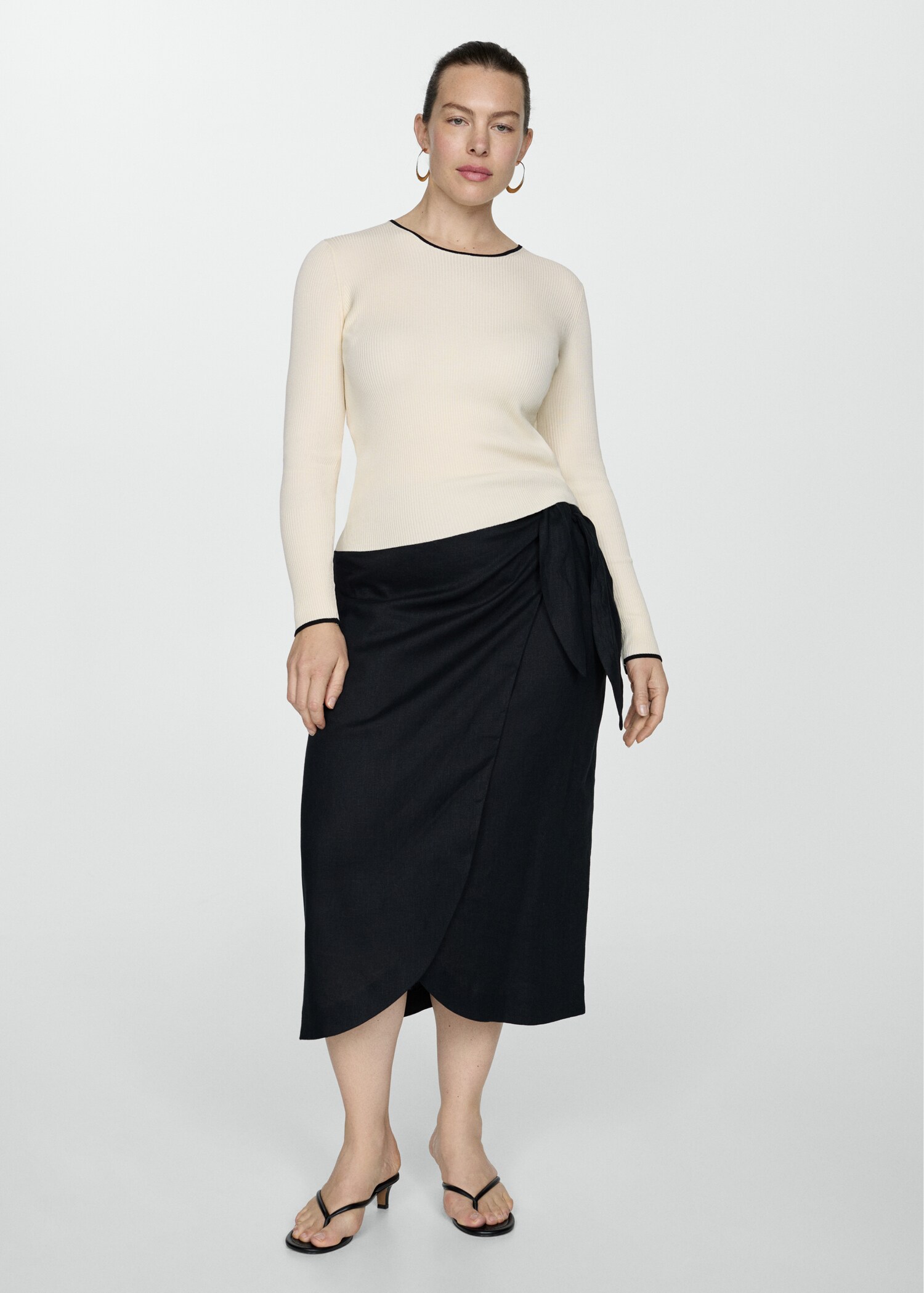 Contrast trim sweater - Детальніше про товар 3
