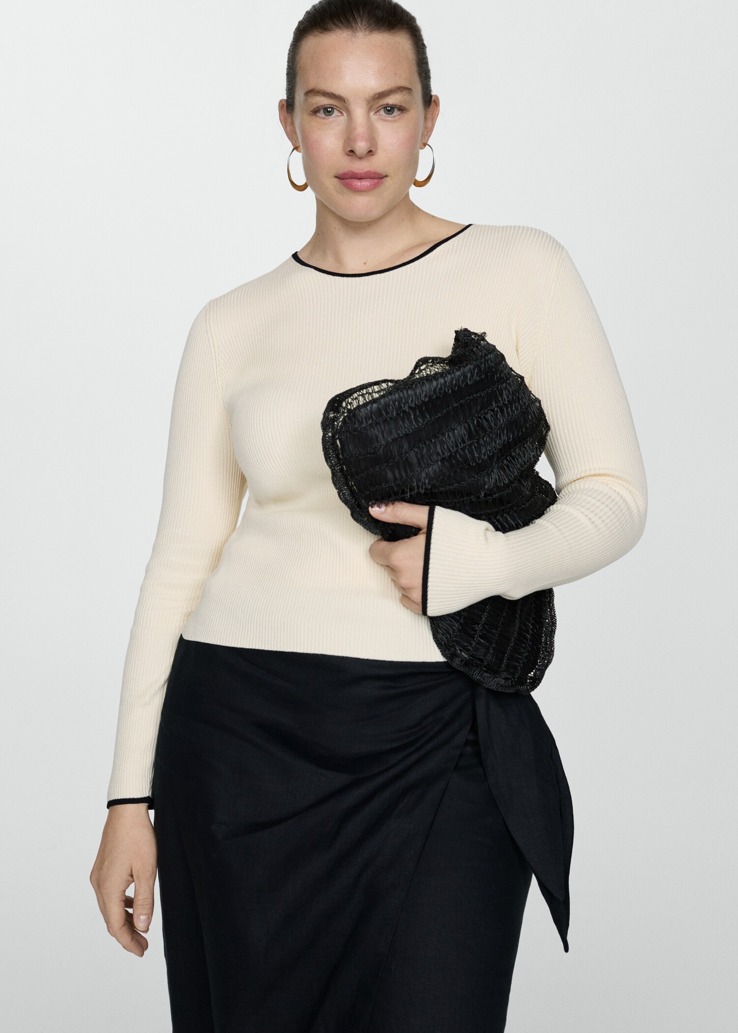 Contrast trim sweater - Детальніше про товар 5