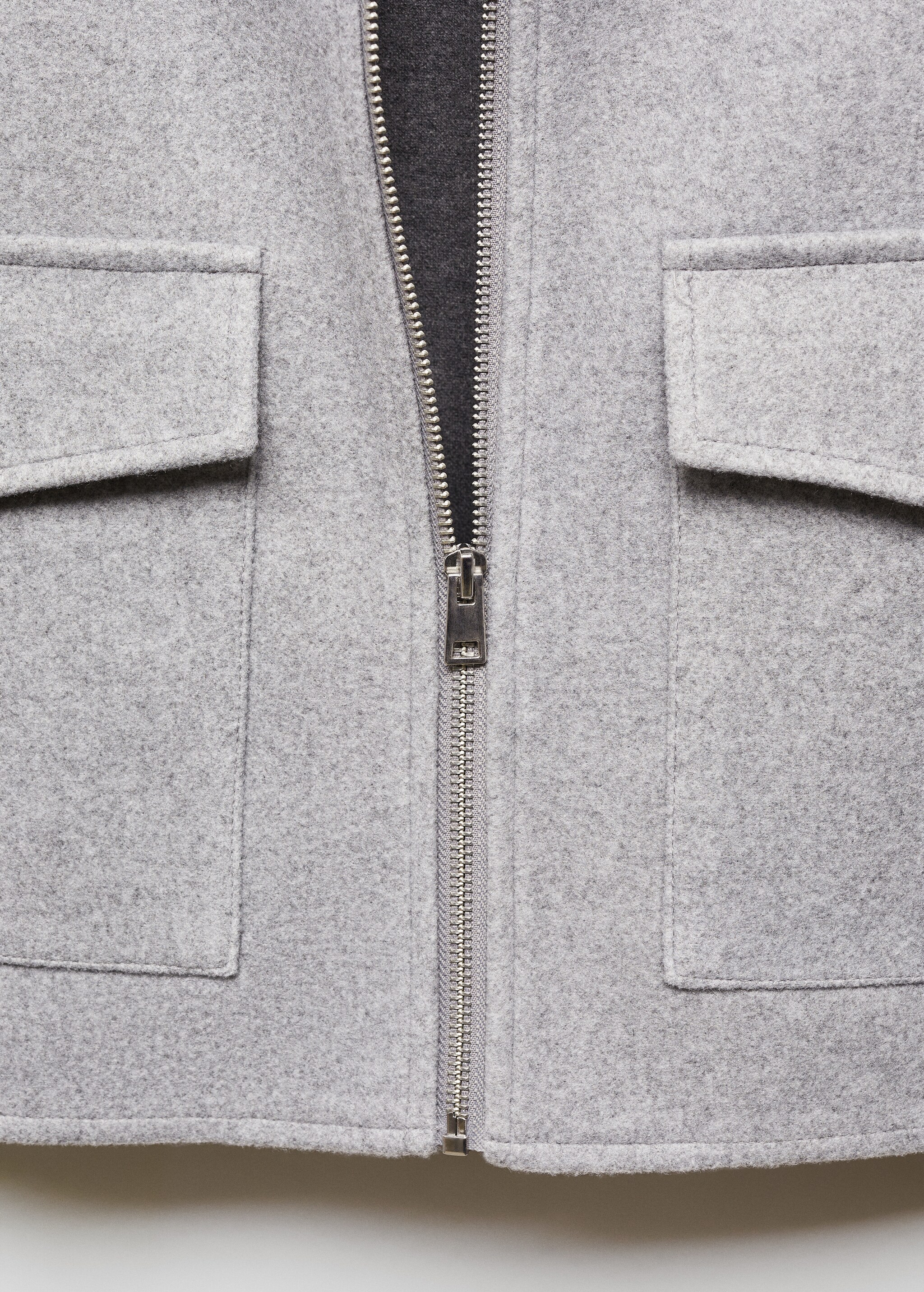 Jacket with zip pockets - Details of the article 8