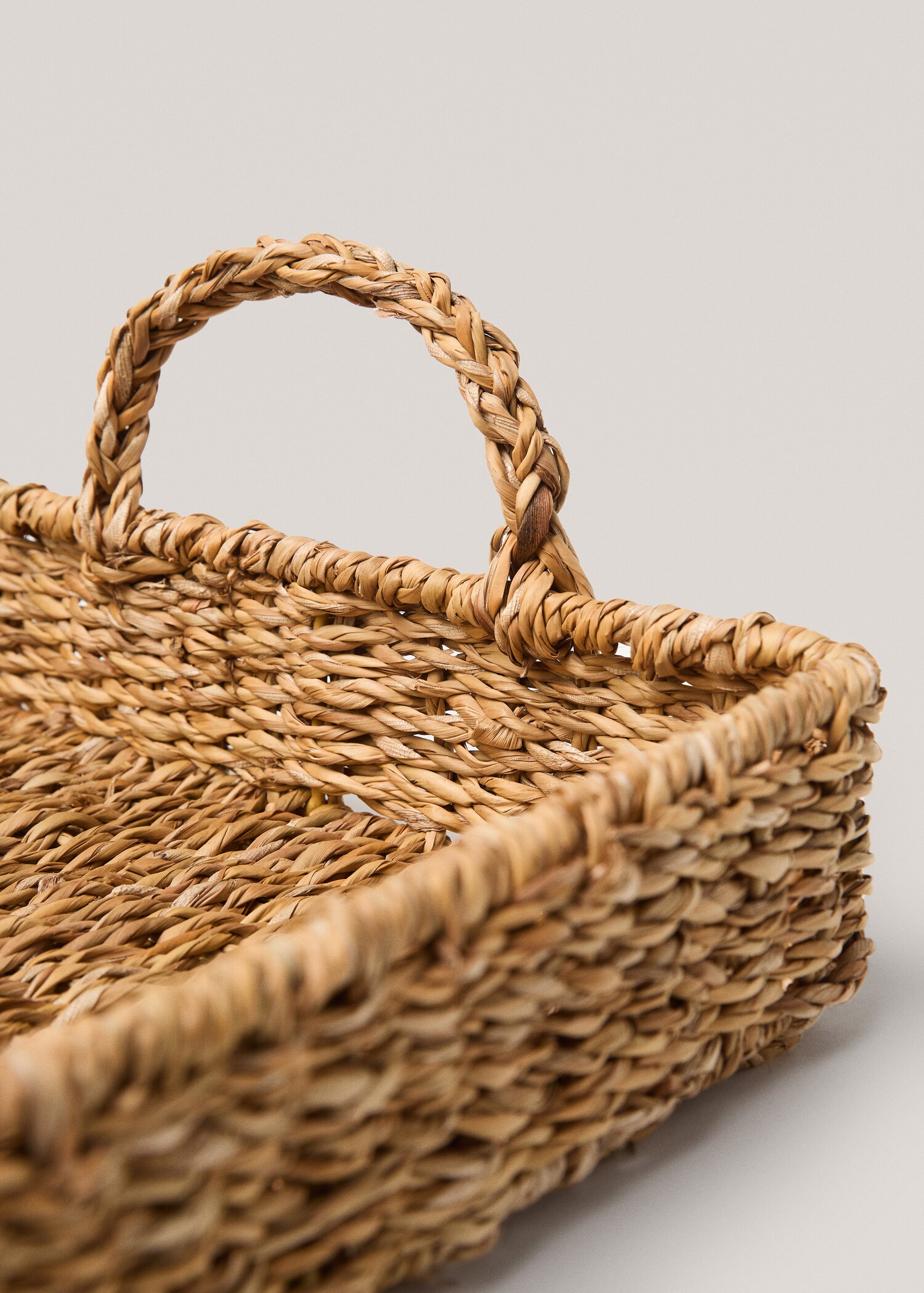Square basket with handles - Details of the article 2