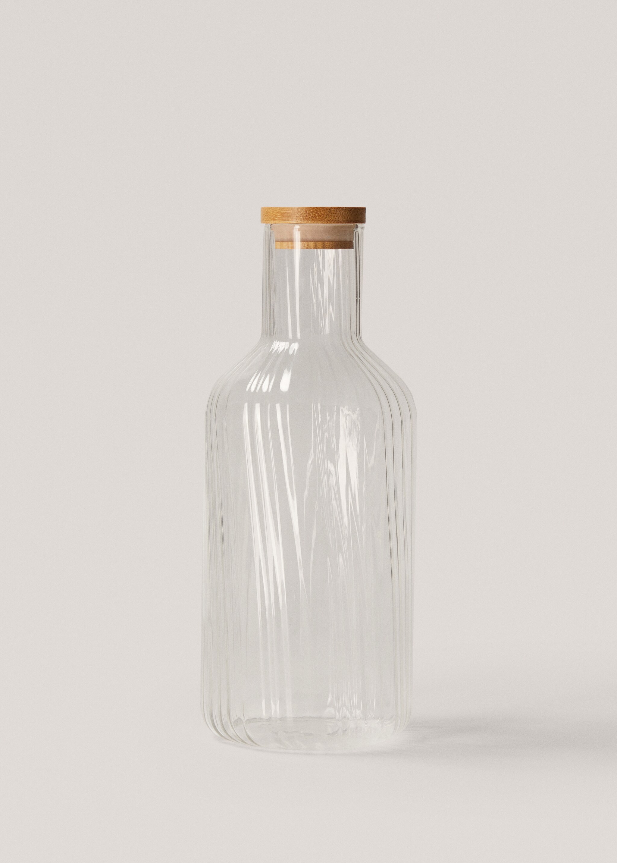 Embossed borosilicate bottle - Article without model