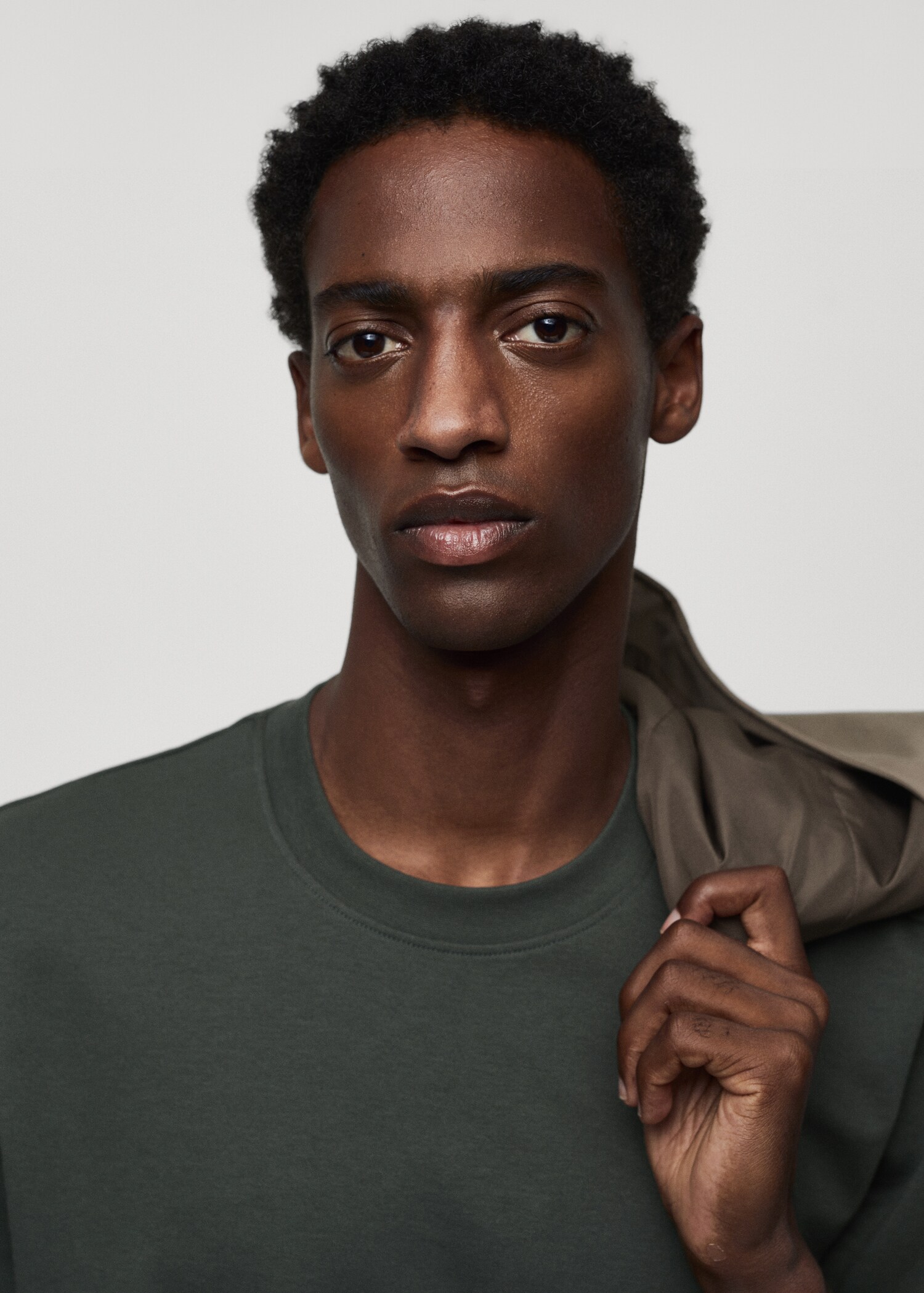 Breathable cotton t-shirt - Details of the article 1
