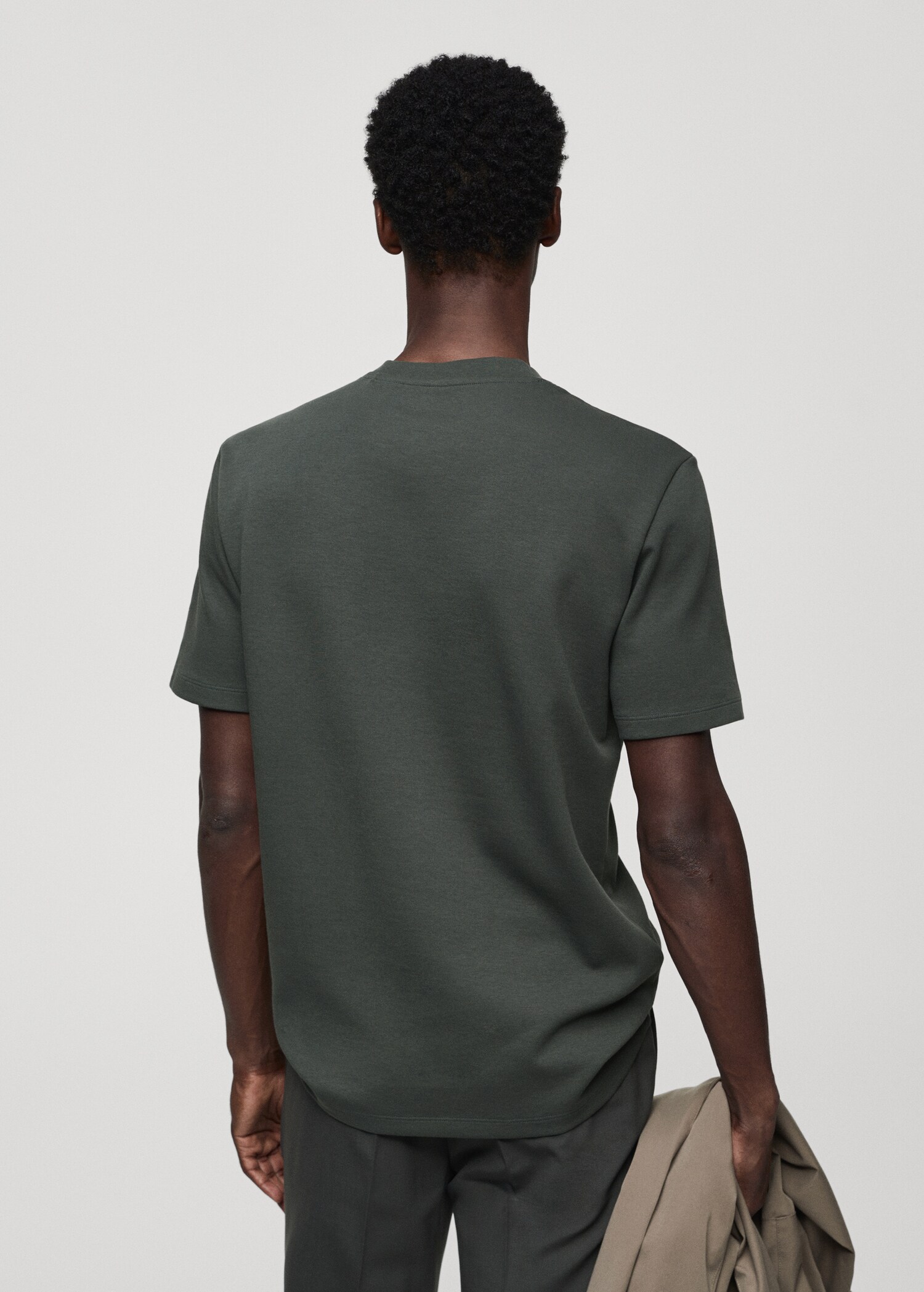 Breathable cotton t-shirt - Reverse of the article