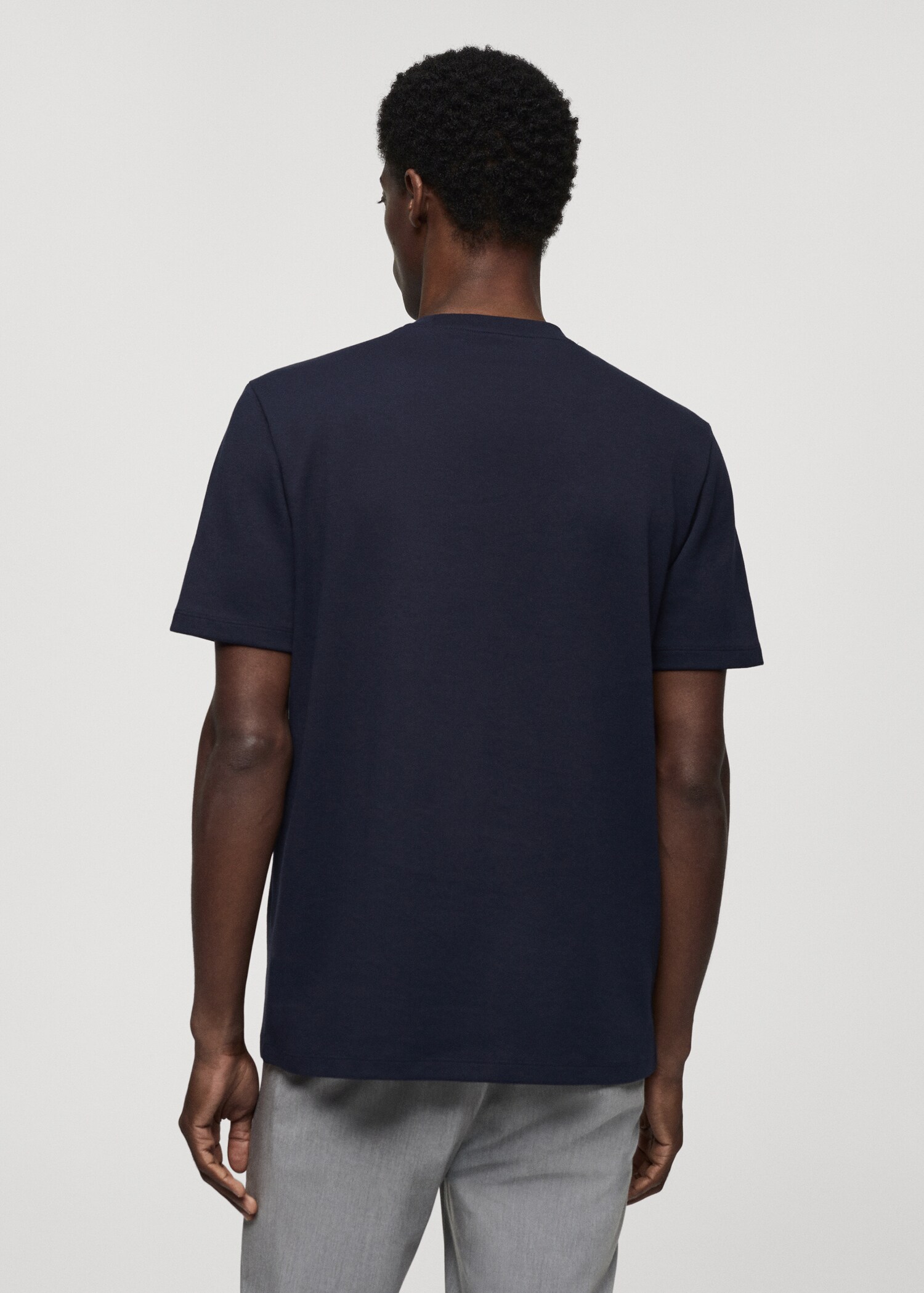 Breathable cotton t-shirt - Reverse of the article