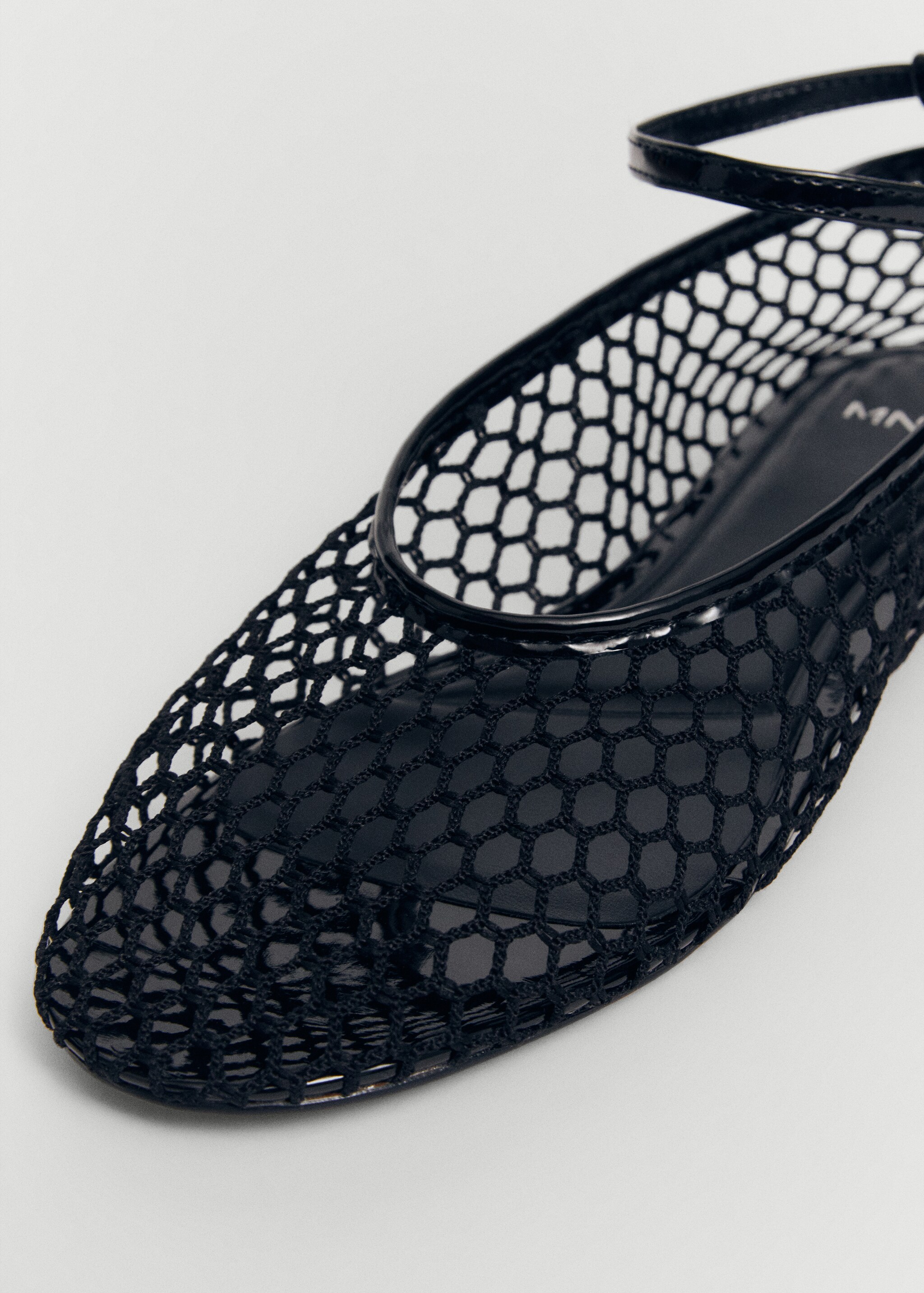 Ballerinas with mesh bracelet - Details of the article 2
