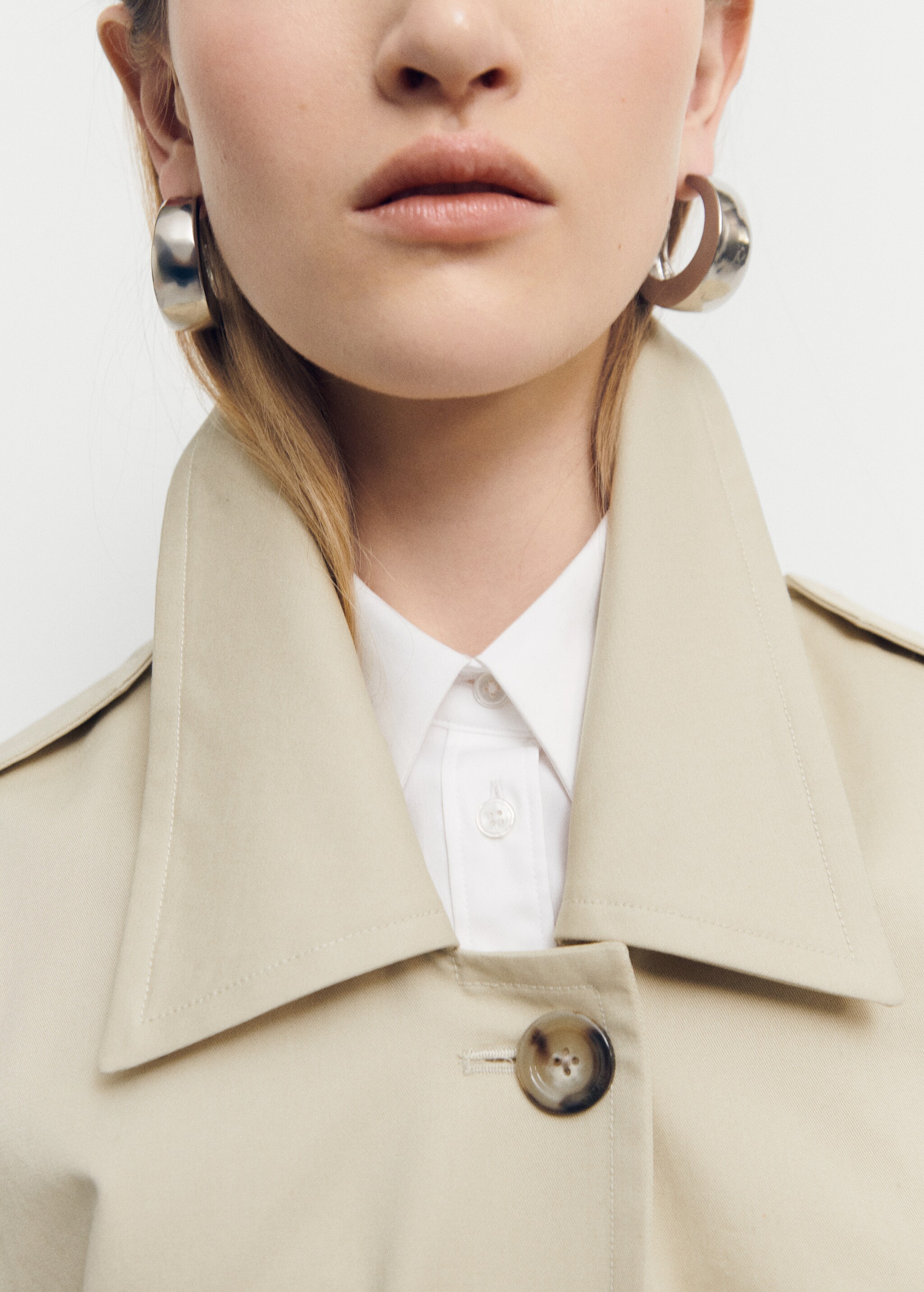 Cotton trench coat with shirt collar - Details of the article 6
