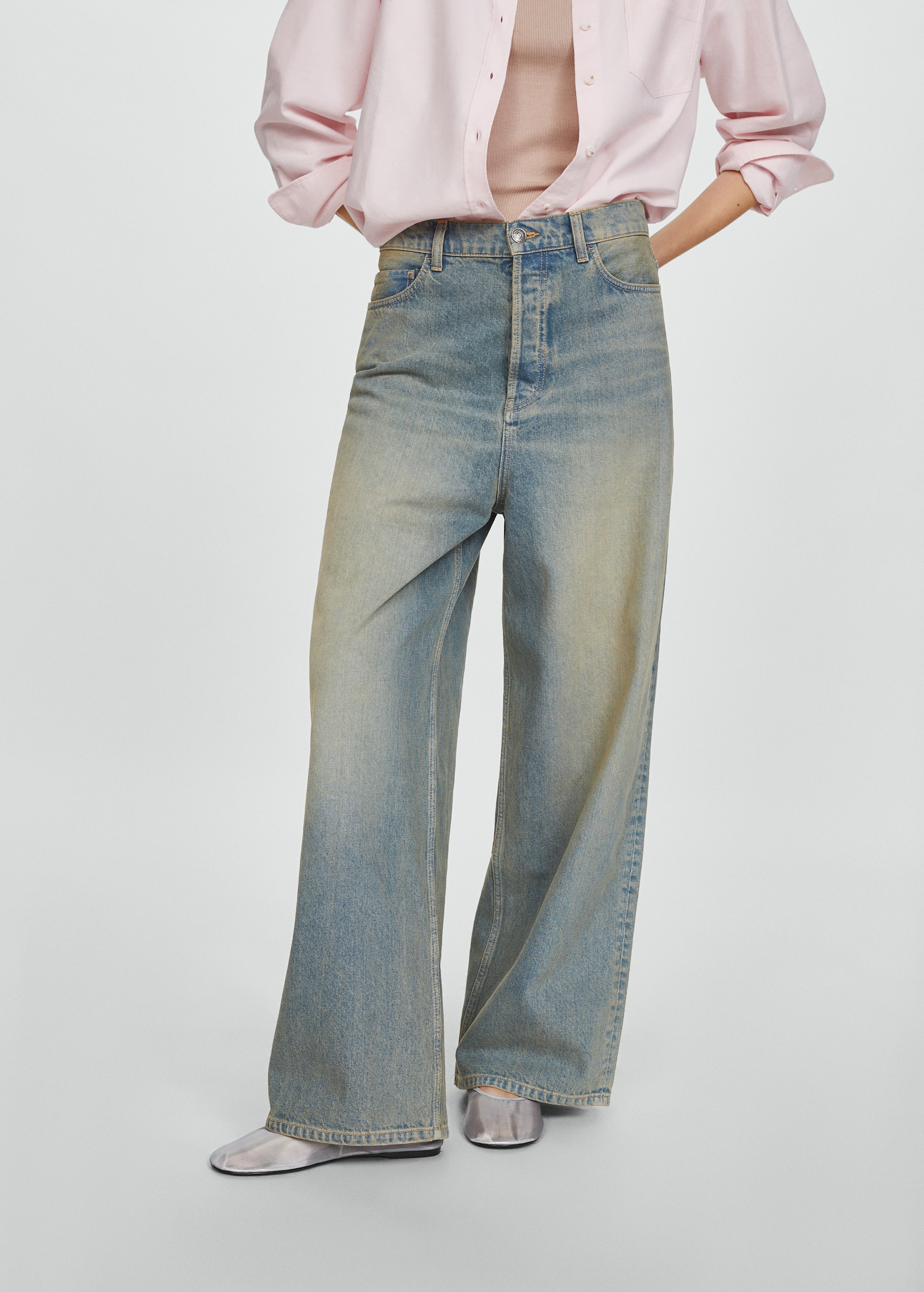 Low-rise loose-fit wideleg jeans Women MANGO Vietnam