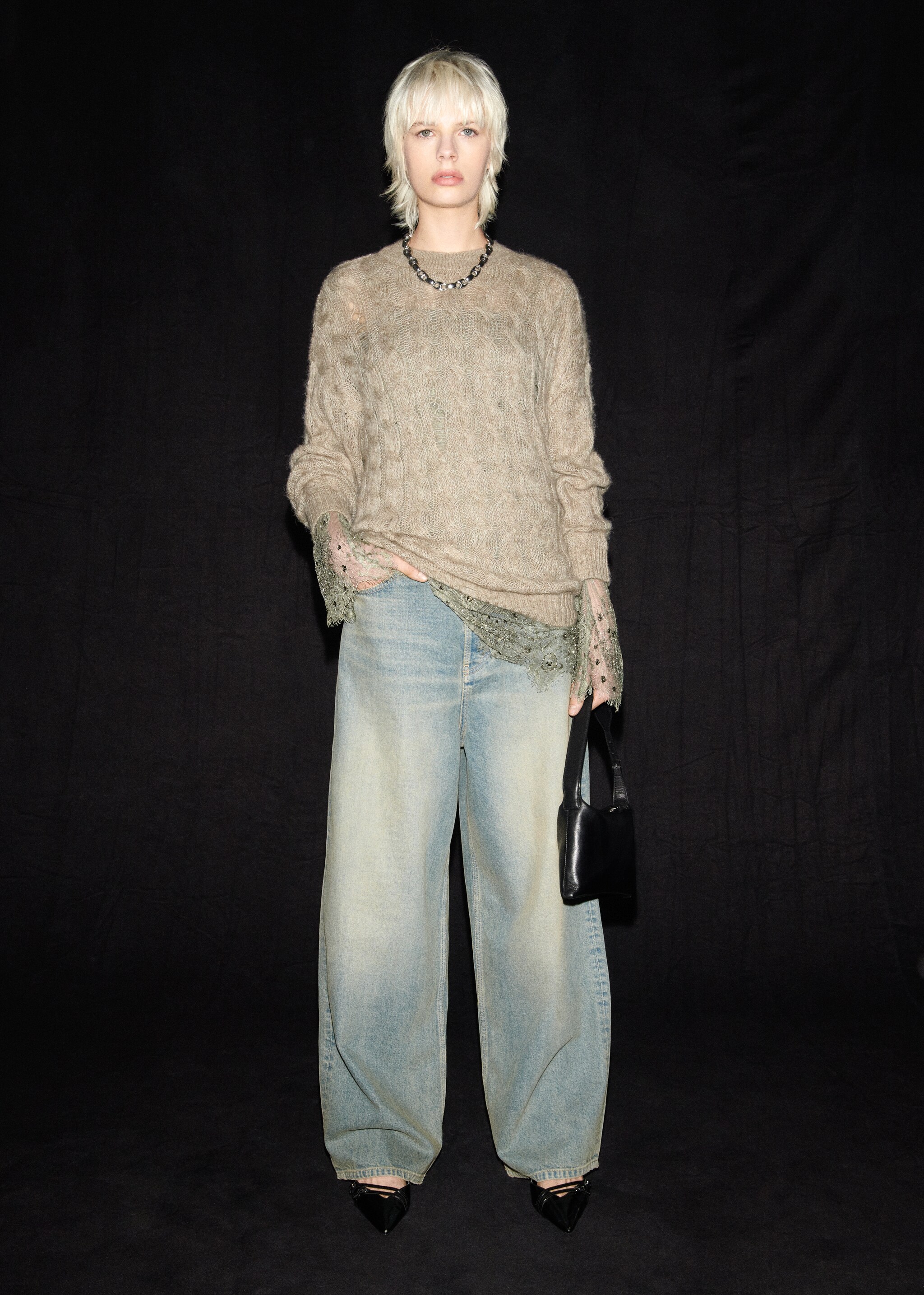 Low-rise loose-fit wideleg jeans - Details of the article 6