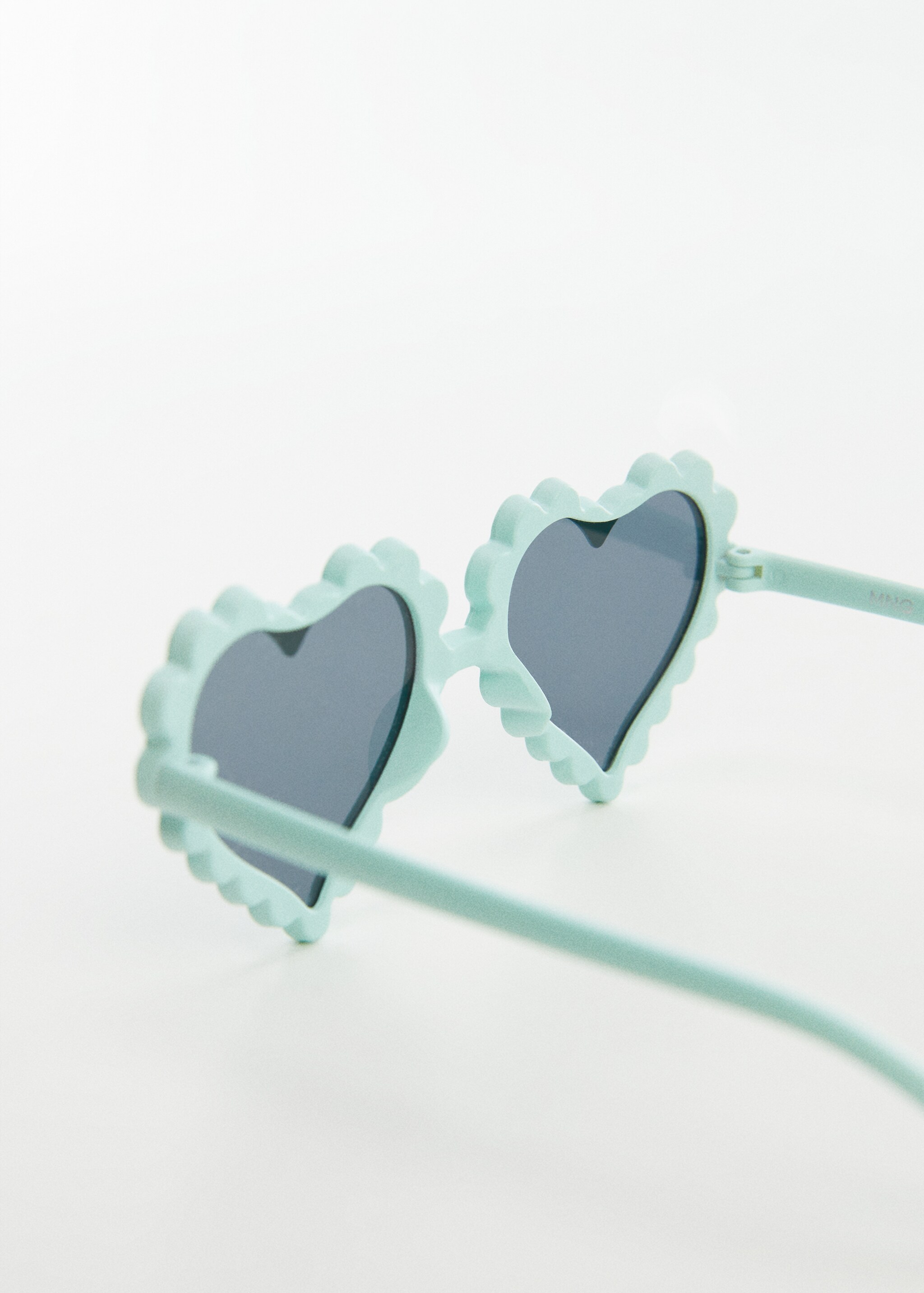 Heart-shape sunglasses - Details of the article 1