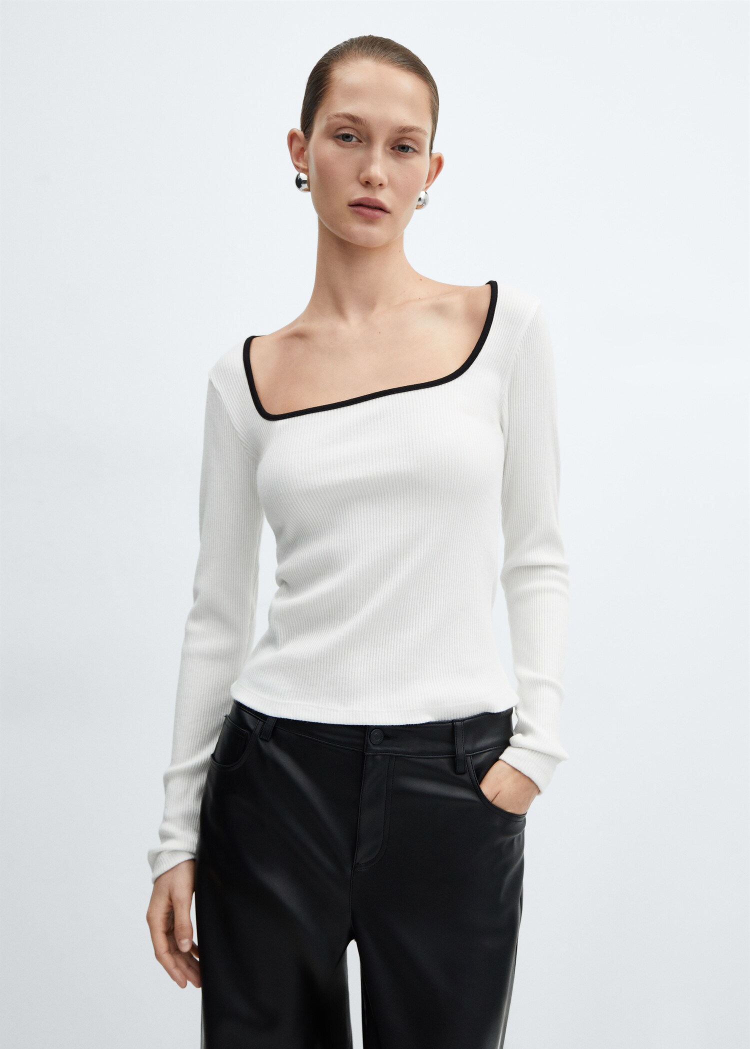 Ribbed Squared neckline t-shirt - Medium plane