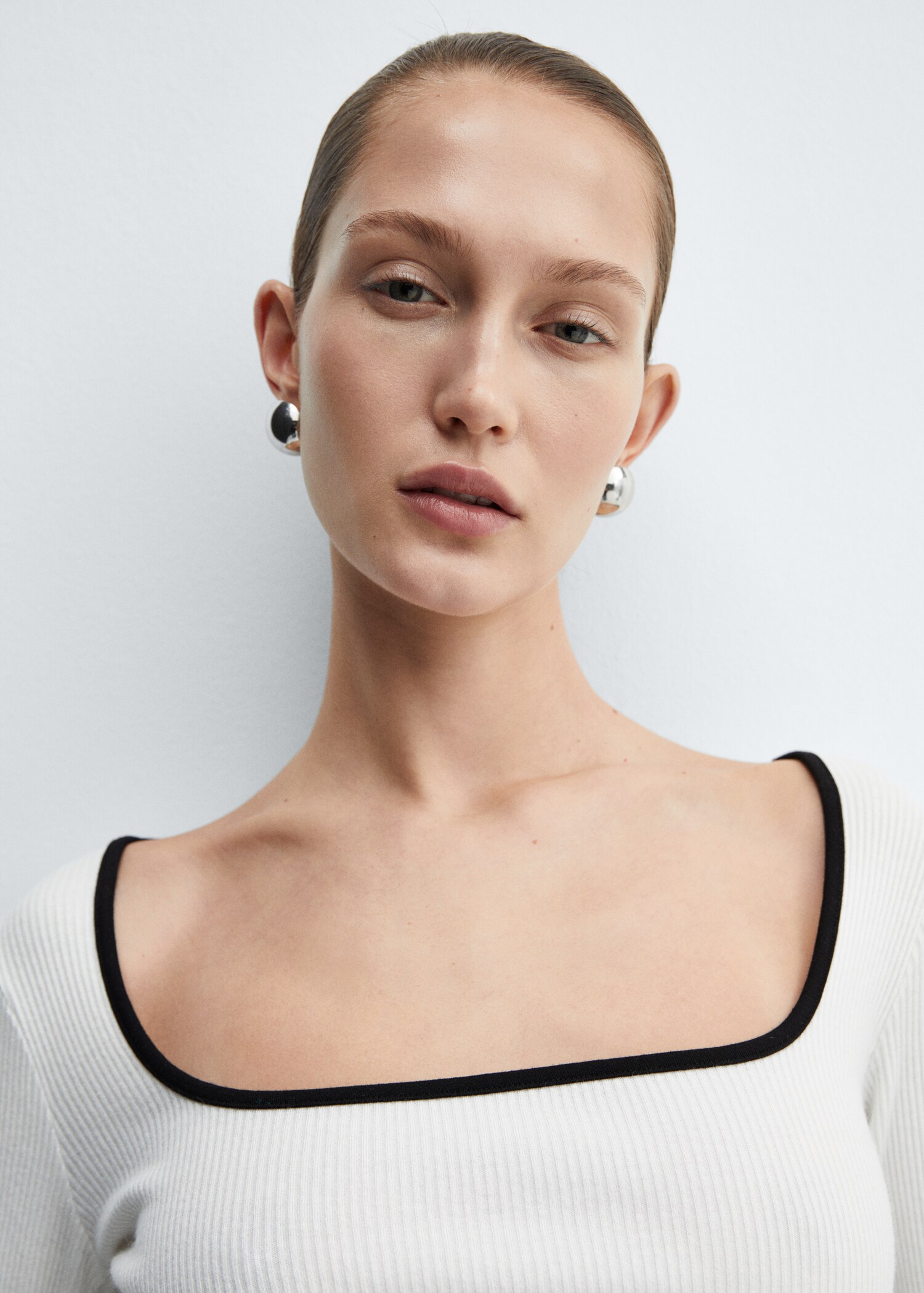 Ribbed Squared neckline t-shirt - Details of the article 1