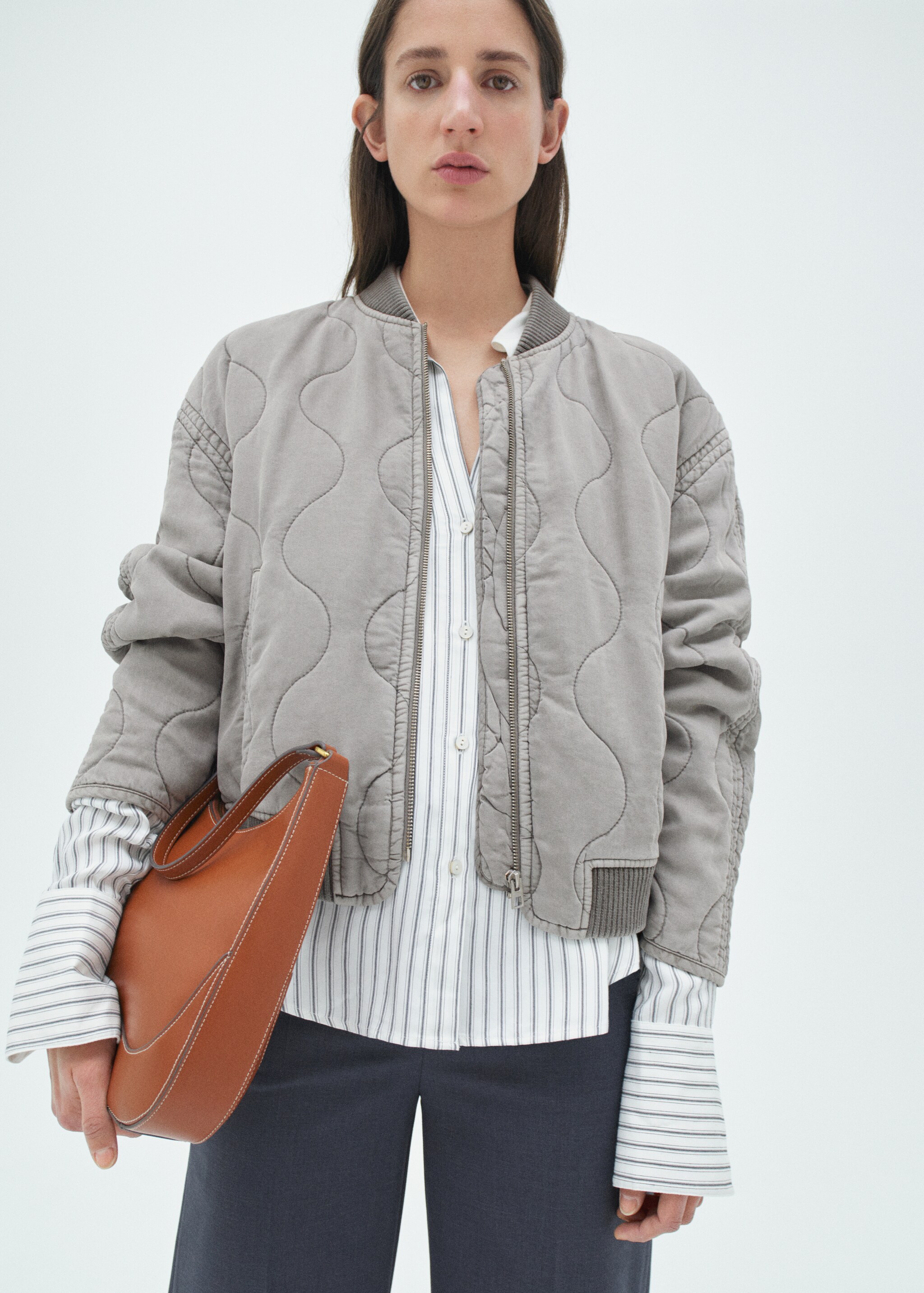 Quilted bomber jacket - Details of the article 6