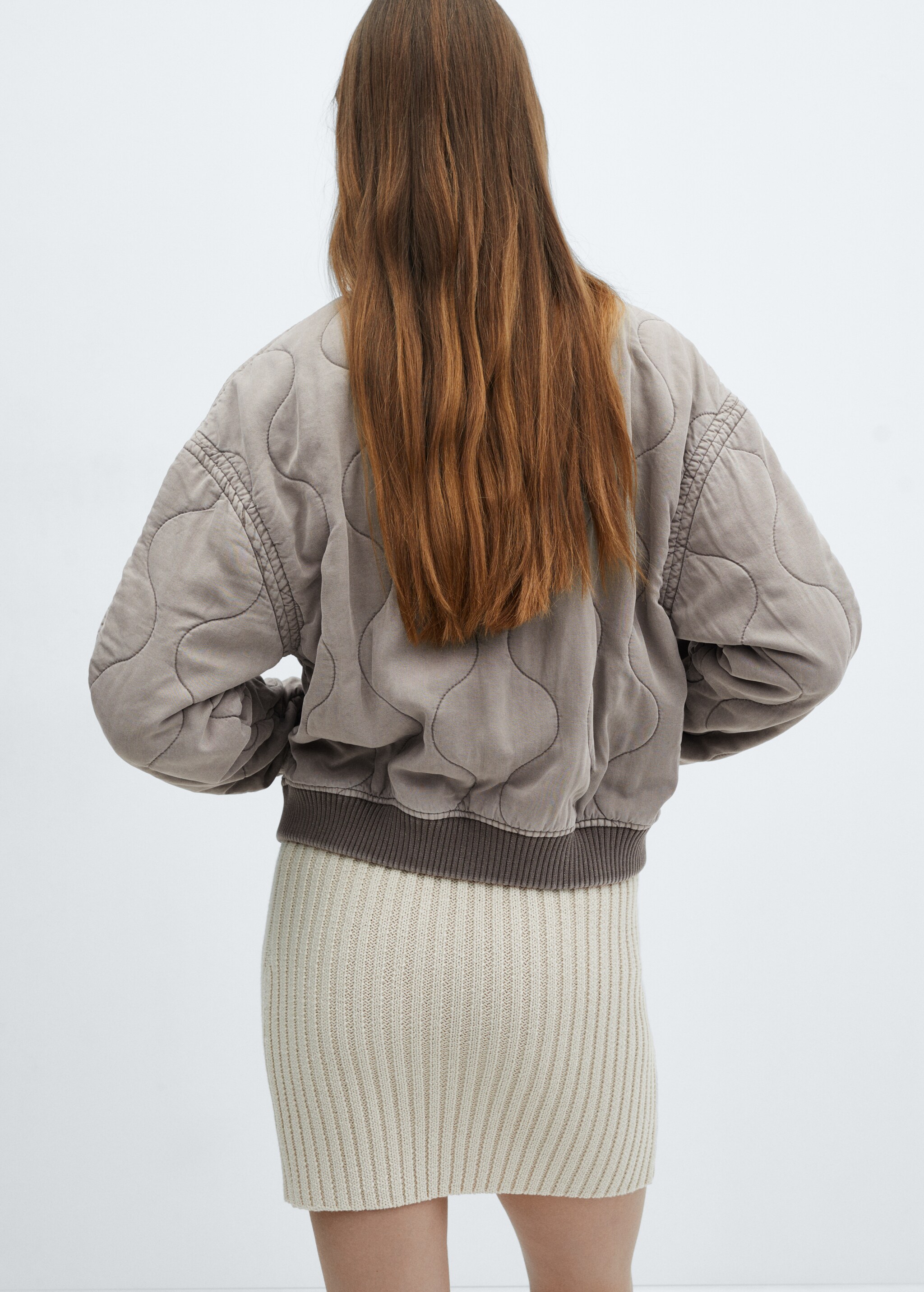 Quilted bomber jacket - Reverse of the article
