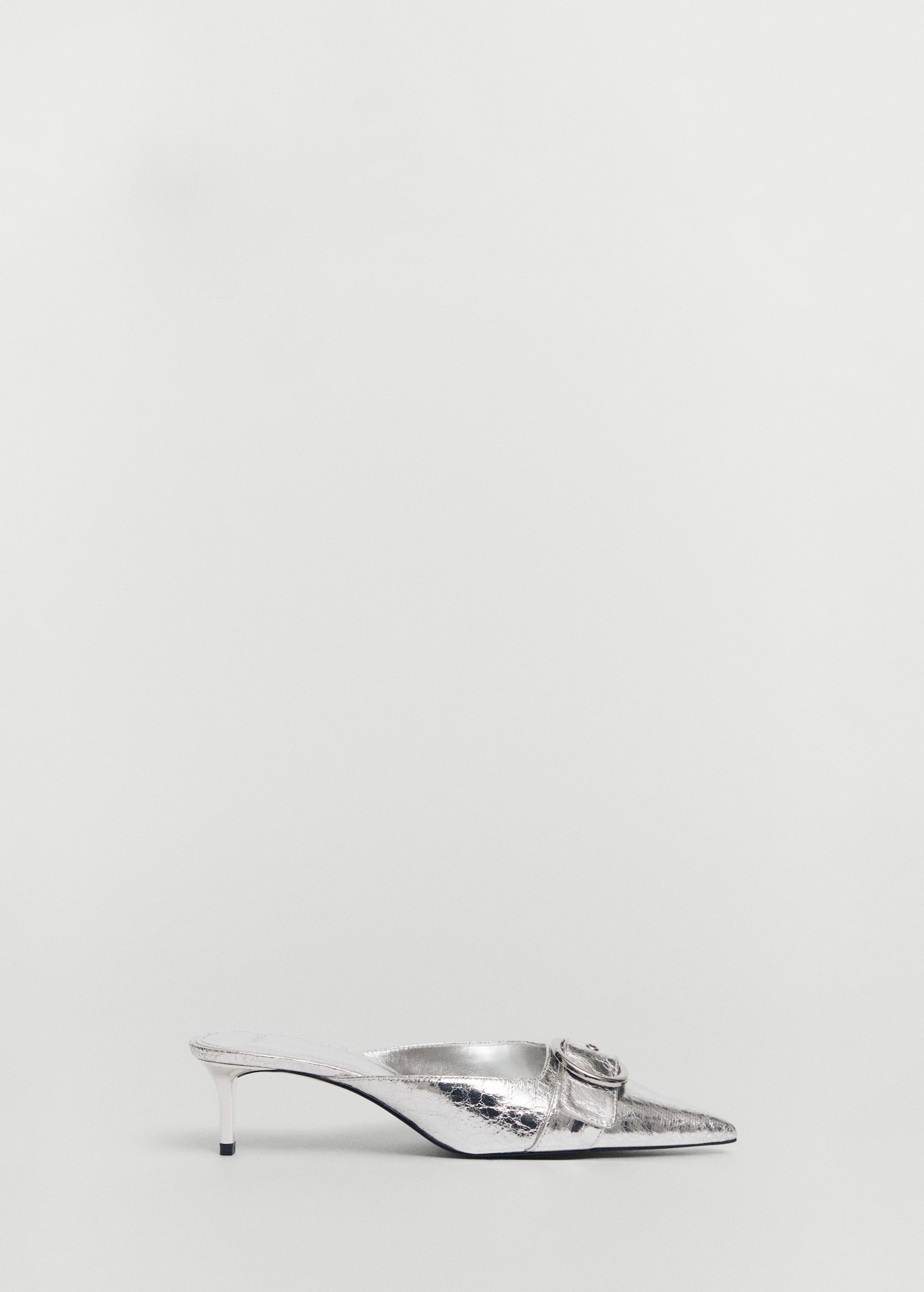 Metallic heeled shoe with buckle - Article without model