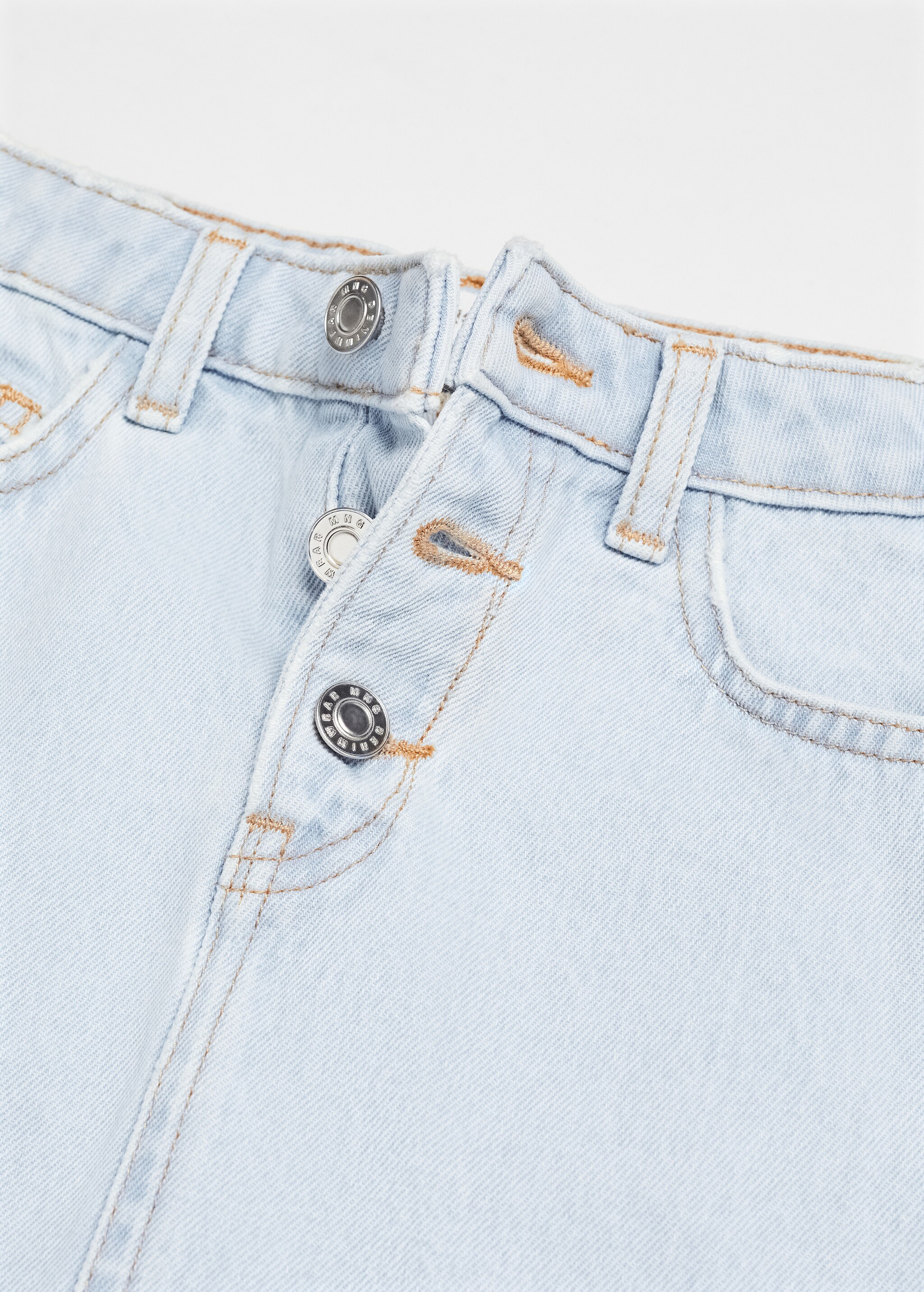 Denim skirt with buttons - Details of the article 8