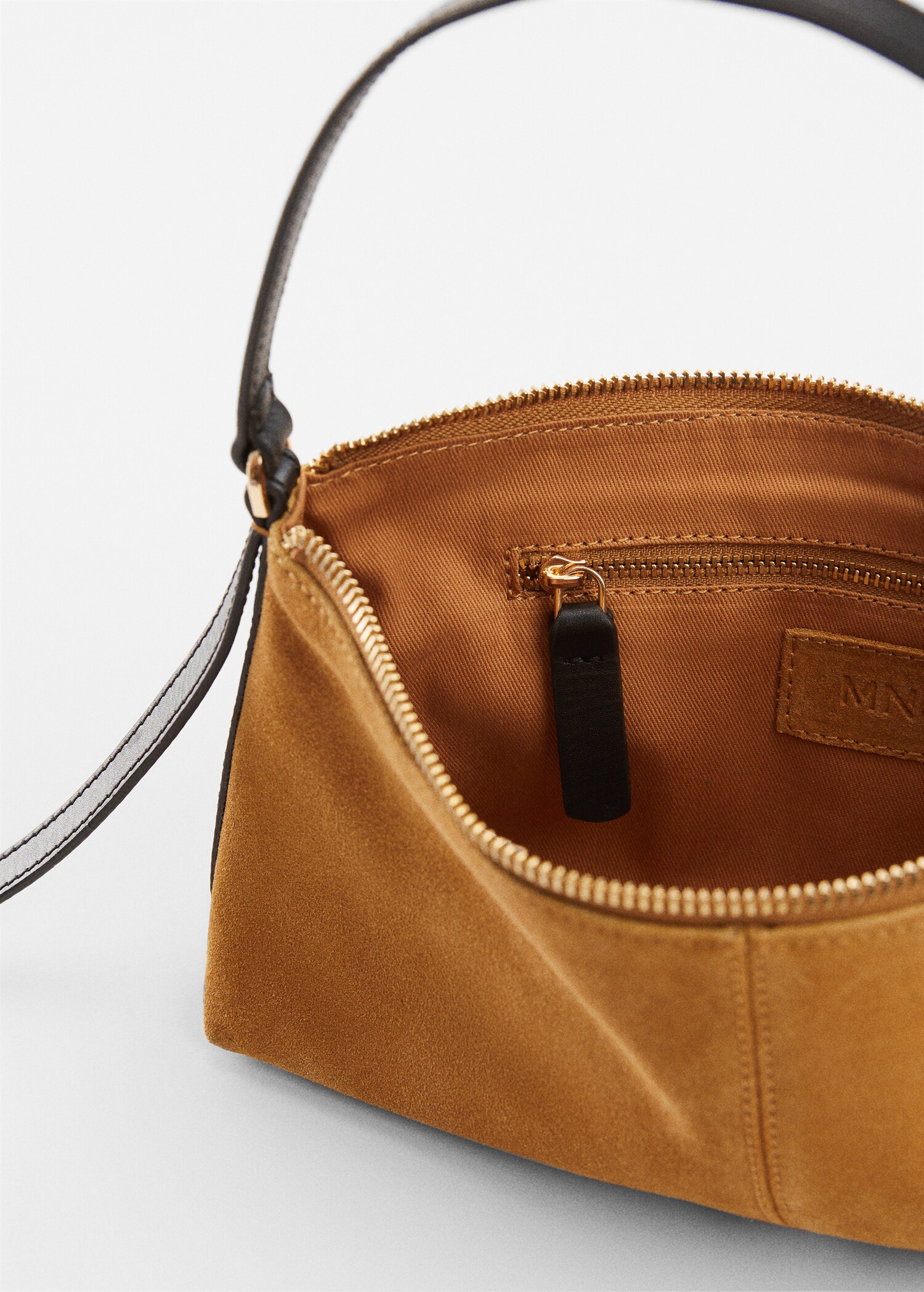 Leather shoulder bag - Details of the article 2