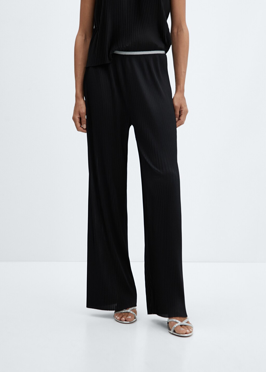 Pleated wideleg trousers