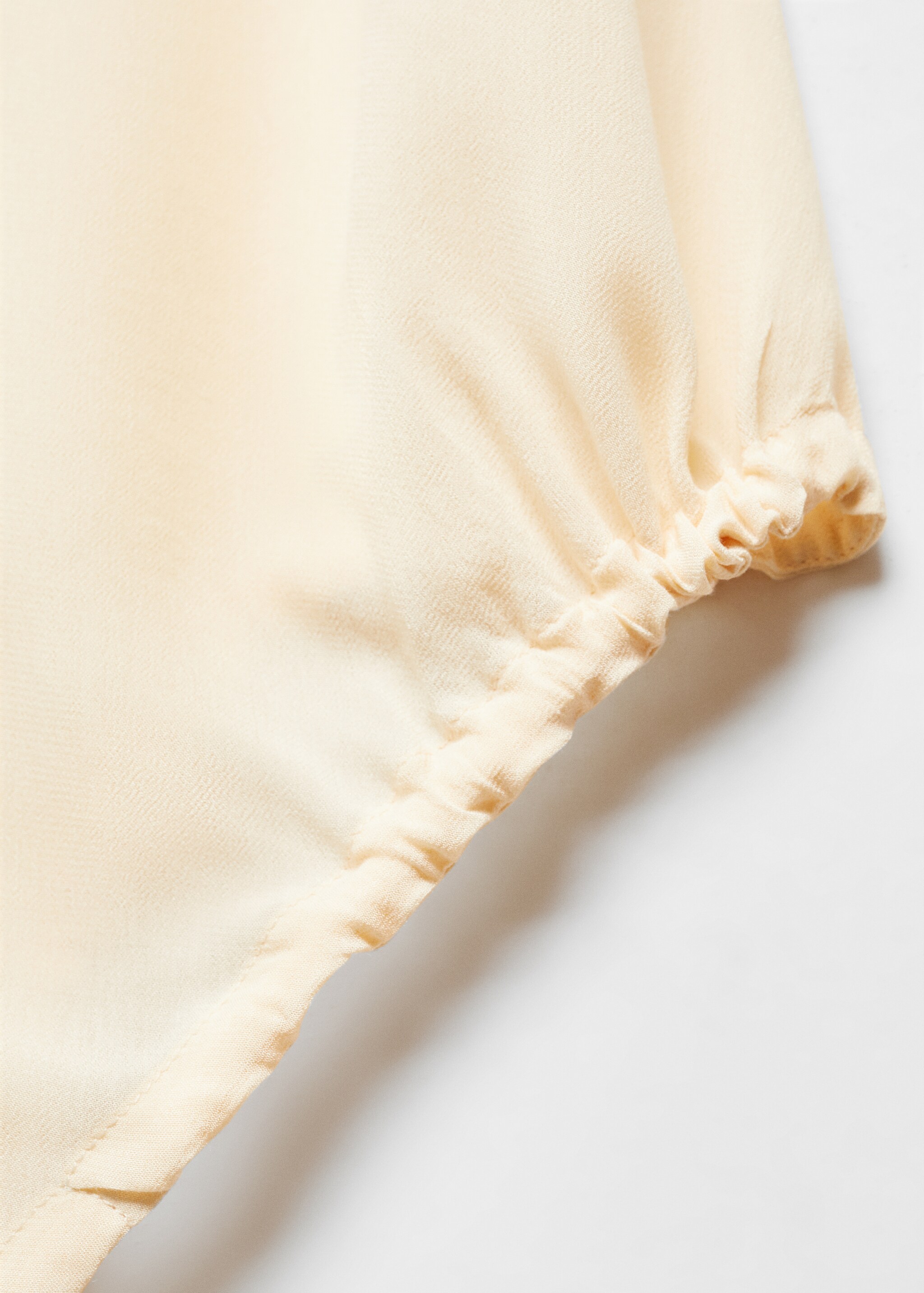 Semitransparent top with side pleats - Details of the article 8