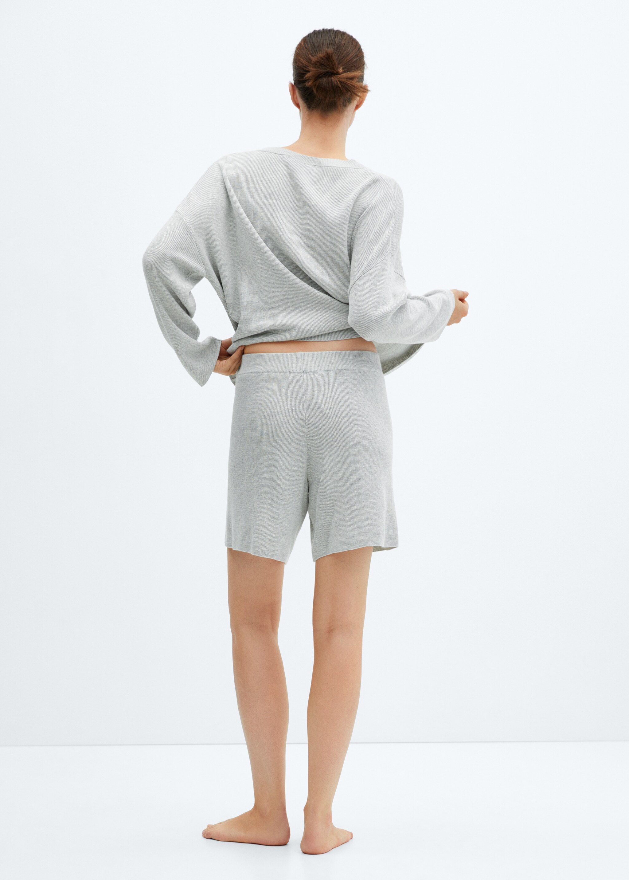 Пижамные шорты из трикотажа хлопок и лен - Обратная сторона изделия