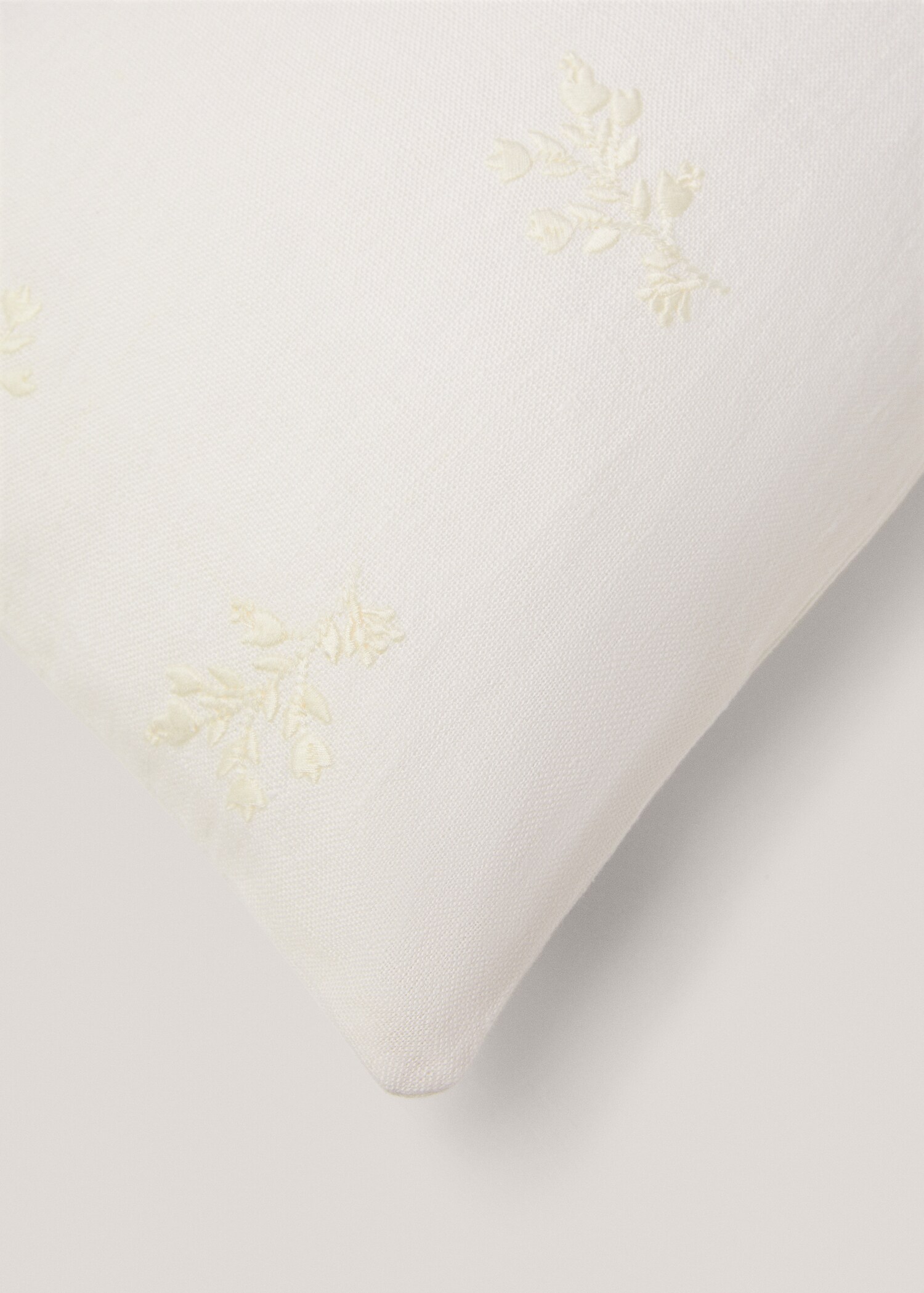 Kissenbezug aus 100 % Leinen mit Blumenstickerei 35 x 90 cm - Detail des Artikels 2