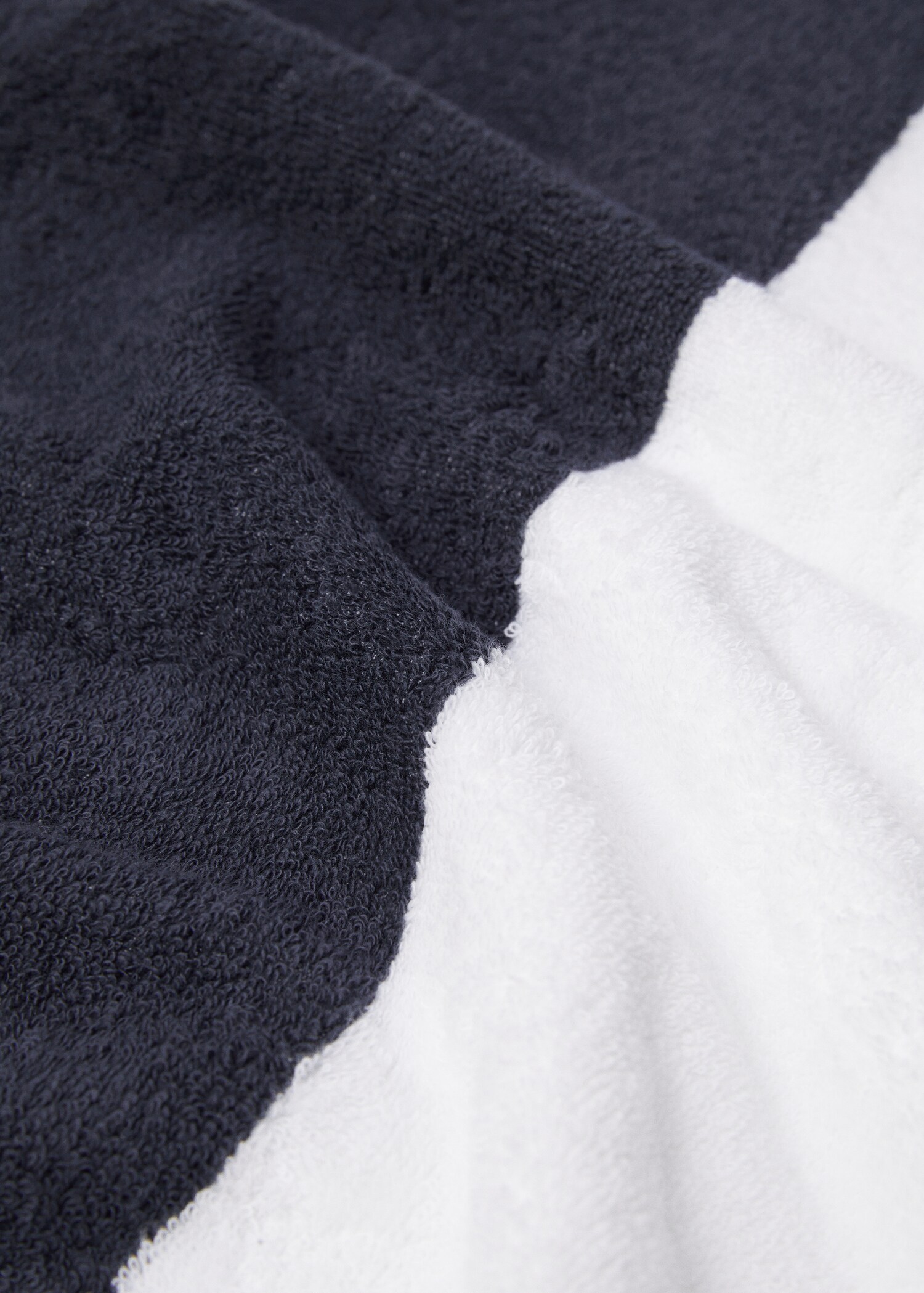 100% cotton striped beach towel - Details of the article 2
