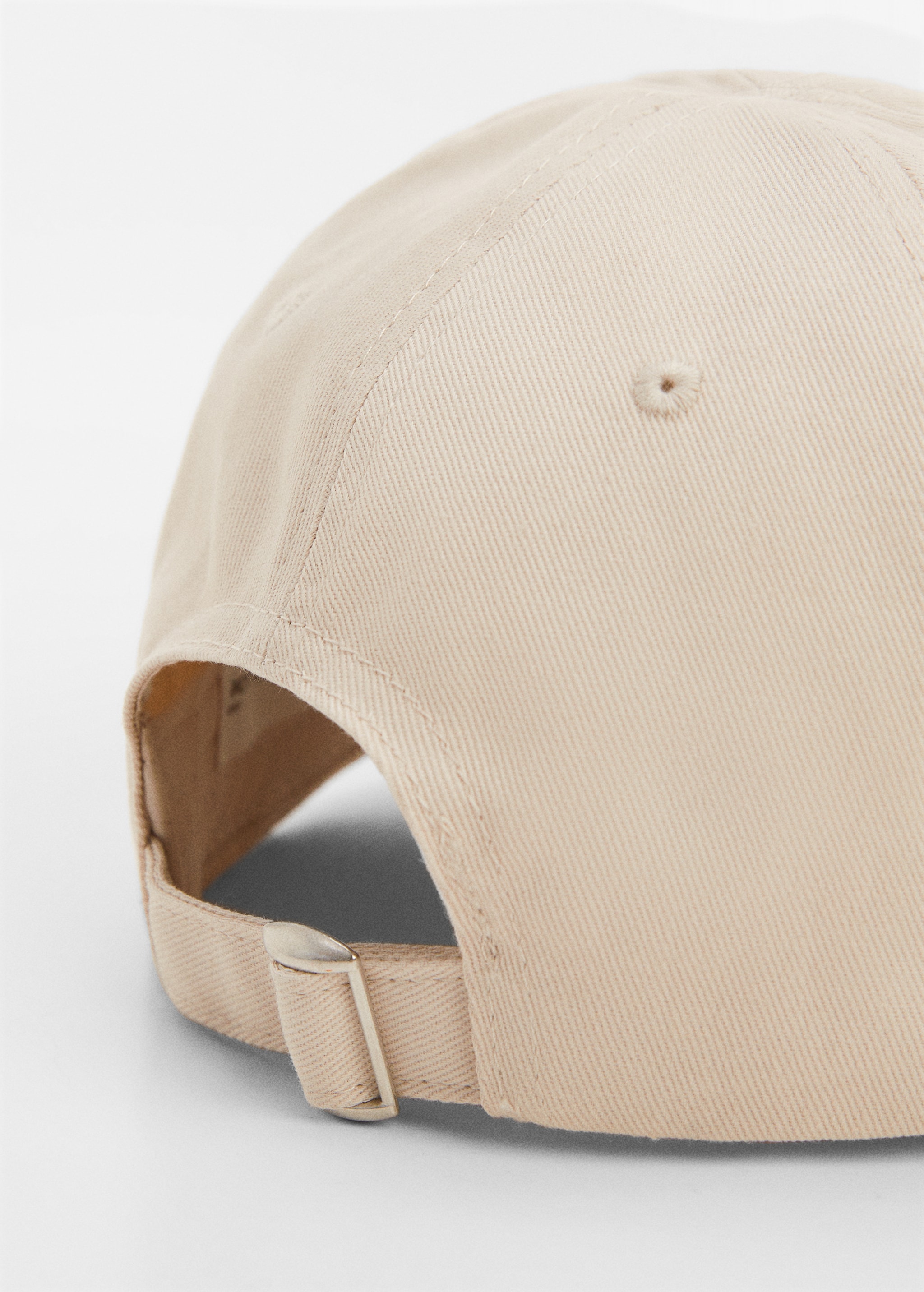 Embroidered detail cap - Details of the article 1