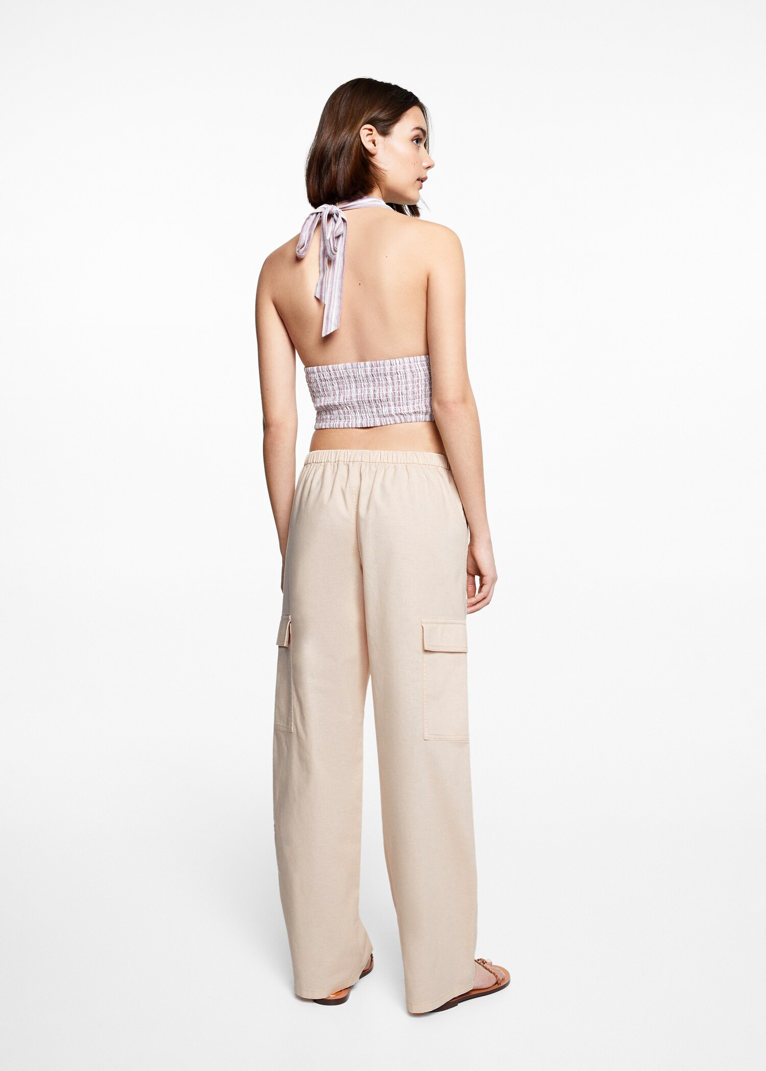 Flowy cargo trousers - Reverse of the article