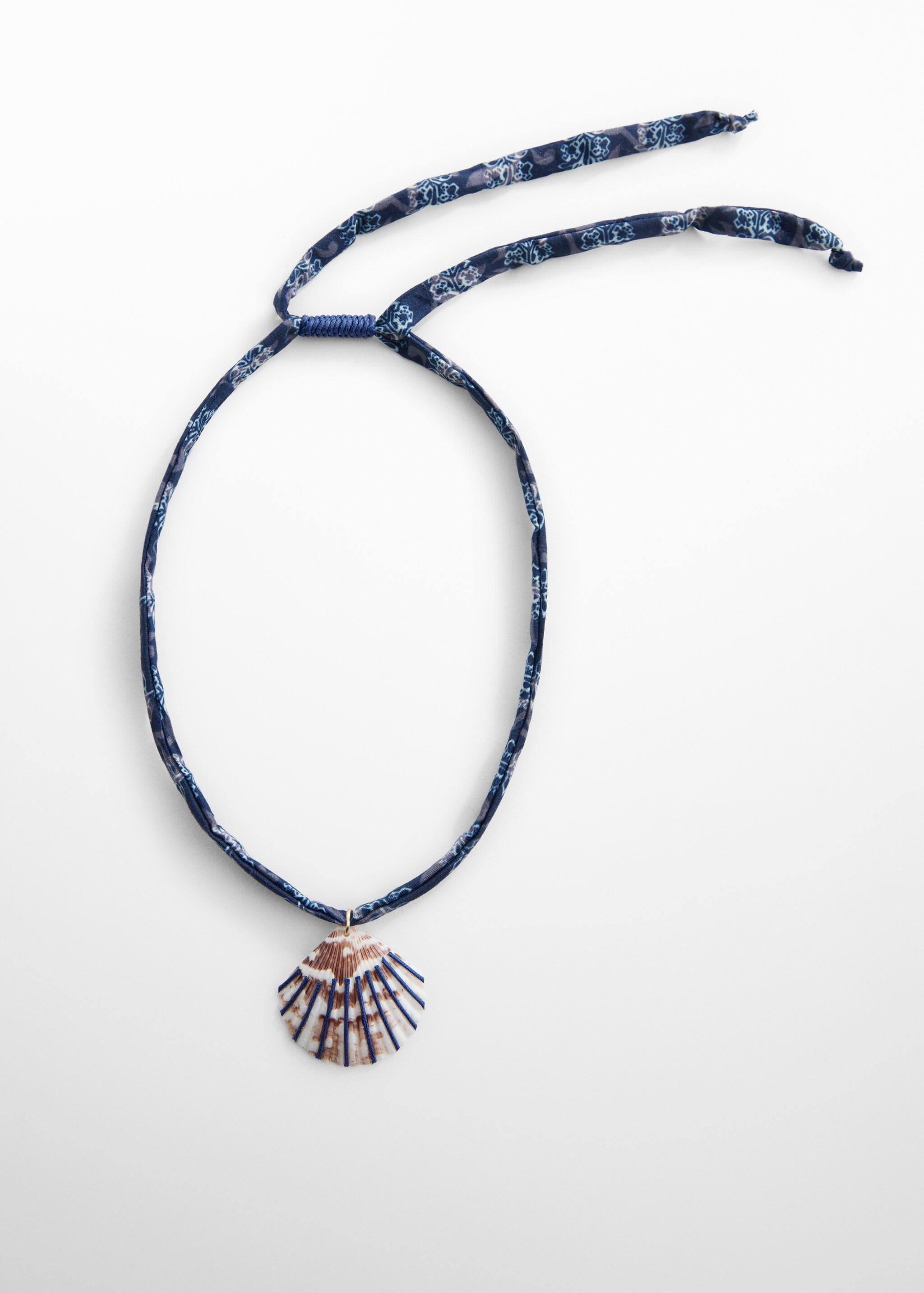 Shell necklace - Article without model