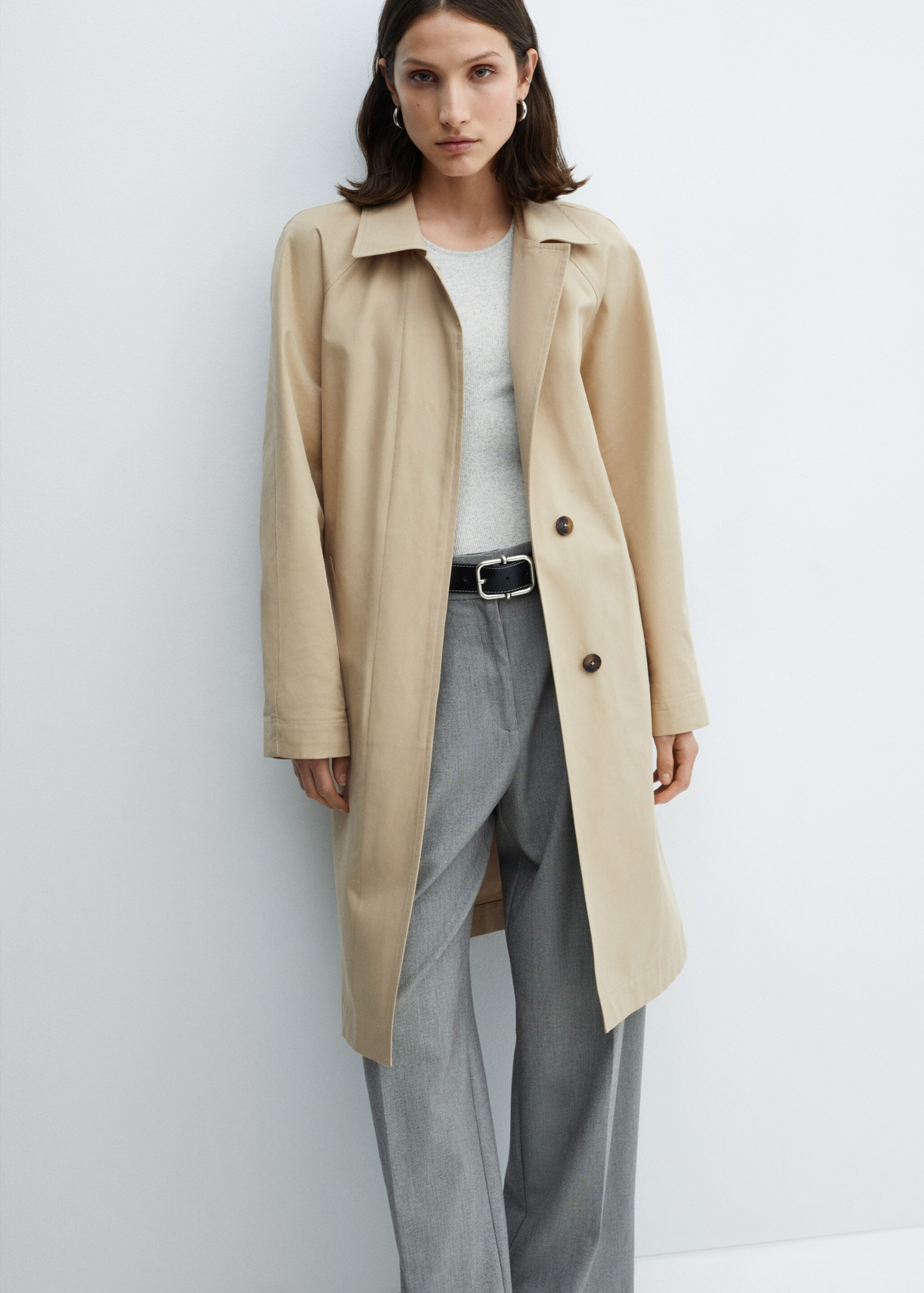 Хлопковый тренч с поясом - Средний план, Бежевый. Ref: 67056320-00.