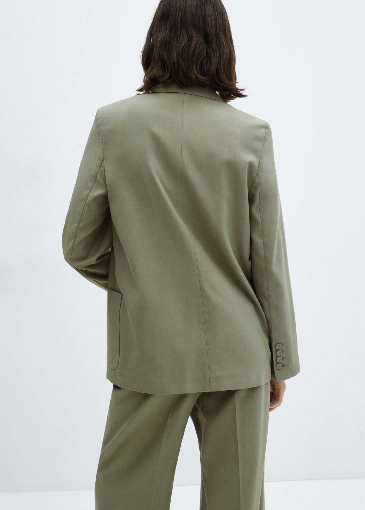 Pockets suit blazer - Reverse of the article