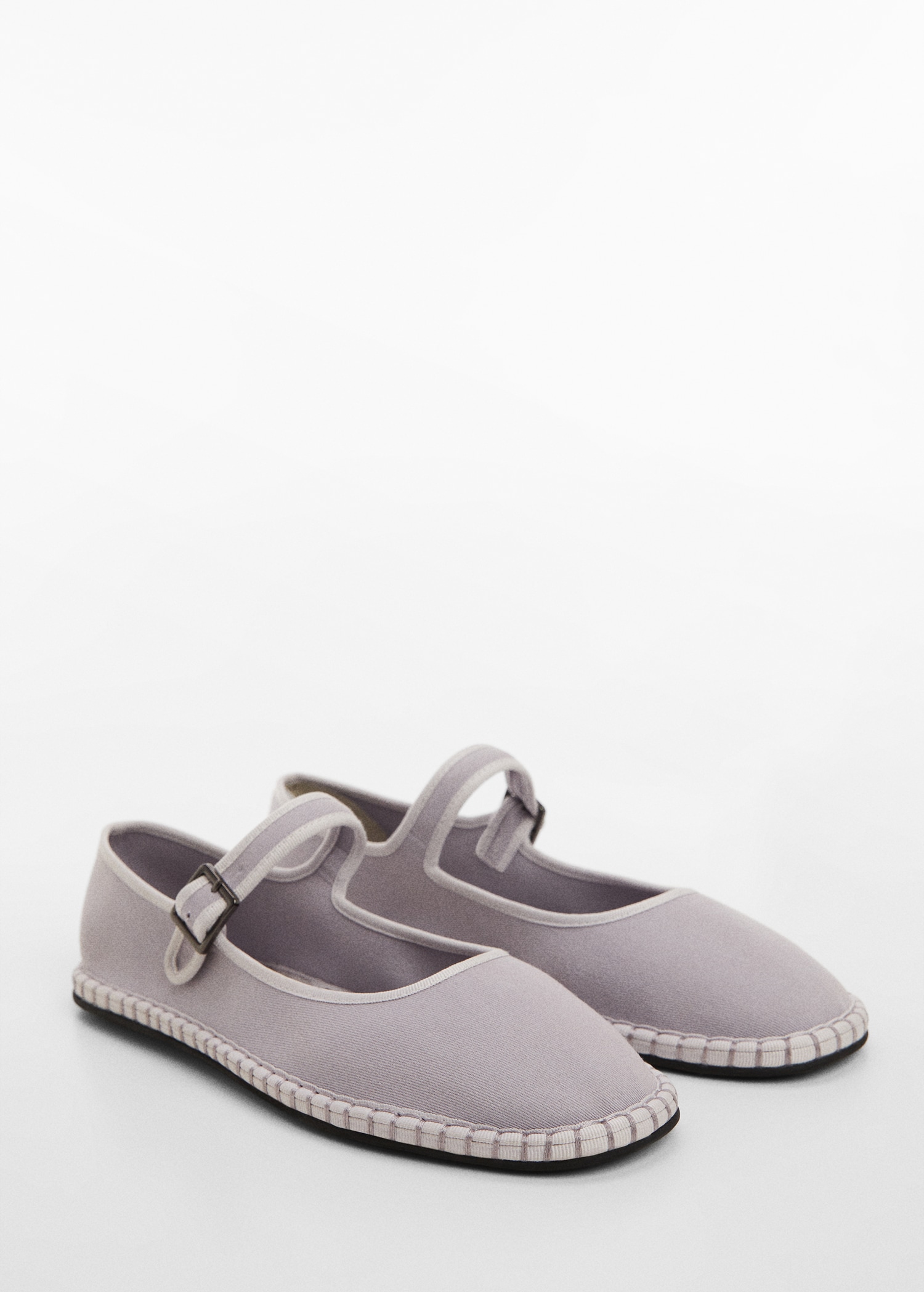 Ballerinas with strap - Medium plane