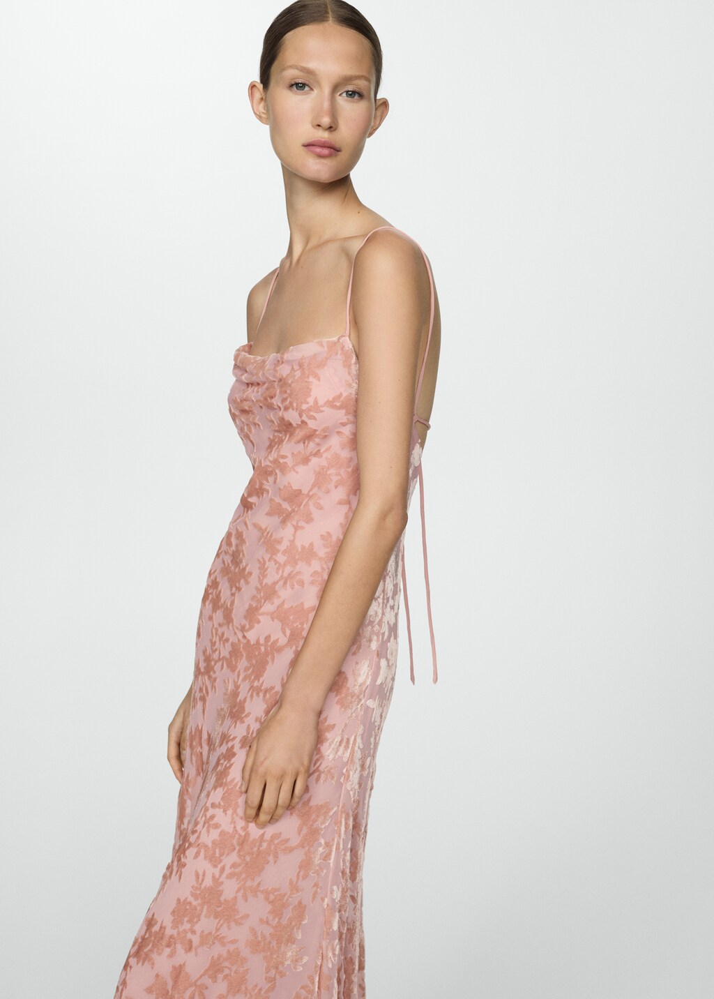 Open-back dress with asymmetrical side trains main image 1