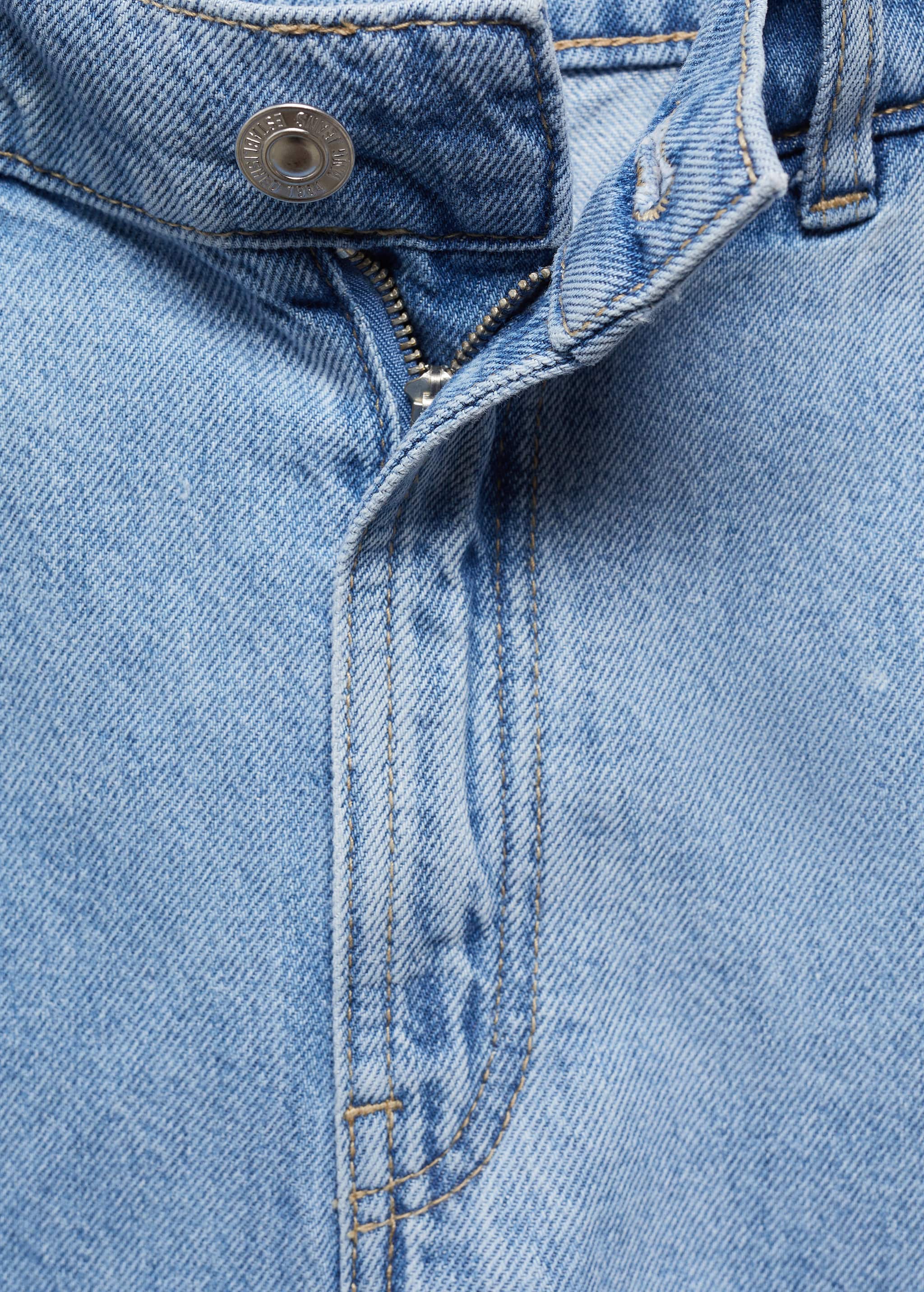 Denim shorts with pleats - Details of the article 8